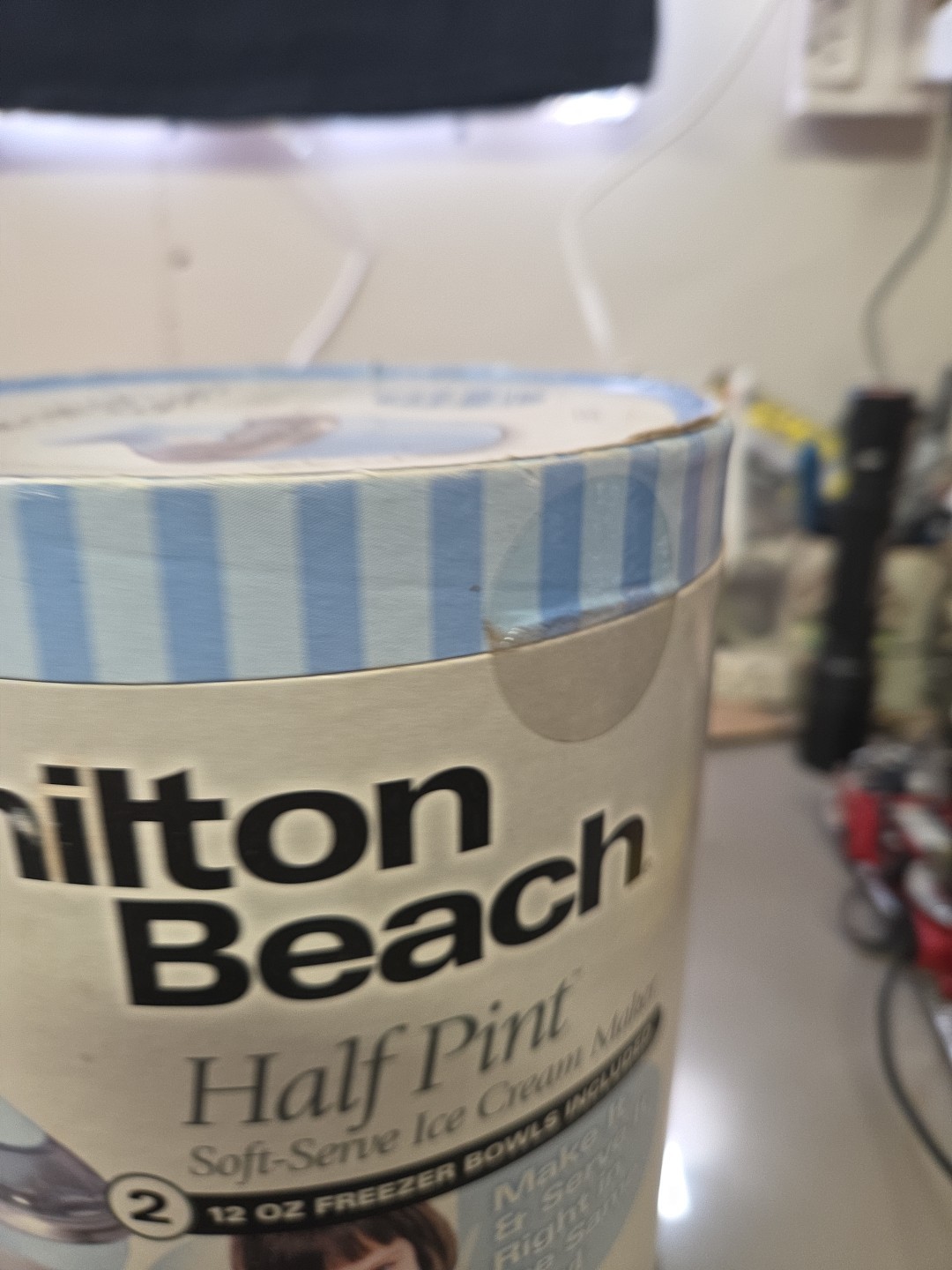 Hamilton Beach Half Pint Soft Serve Ice Cream Maker Type IC05 Model 68550E Seald