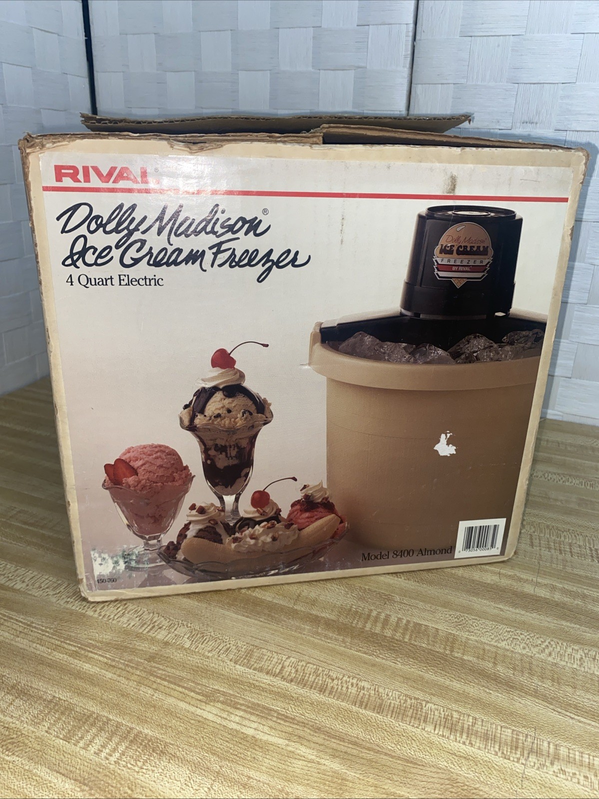 Rival Dolly Madison Almond Ice Cream Freezer 8400 Electric 4 qt. With Box