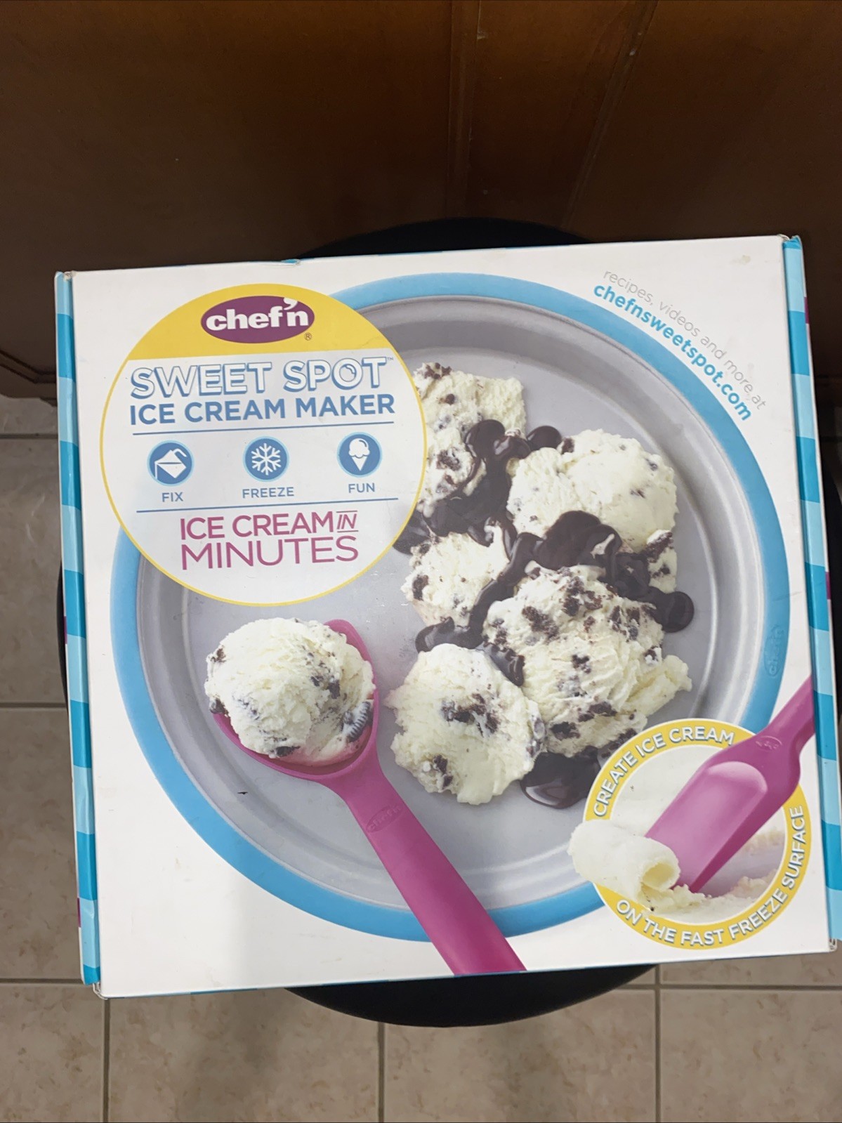Chef’n Sweet Spot Ice Cream Maker Fast Freeze Surface With Recipe Book