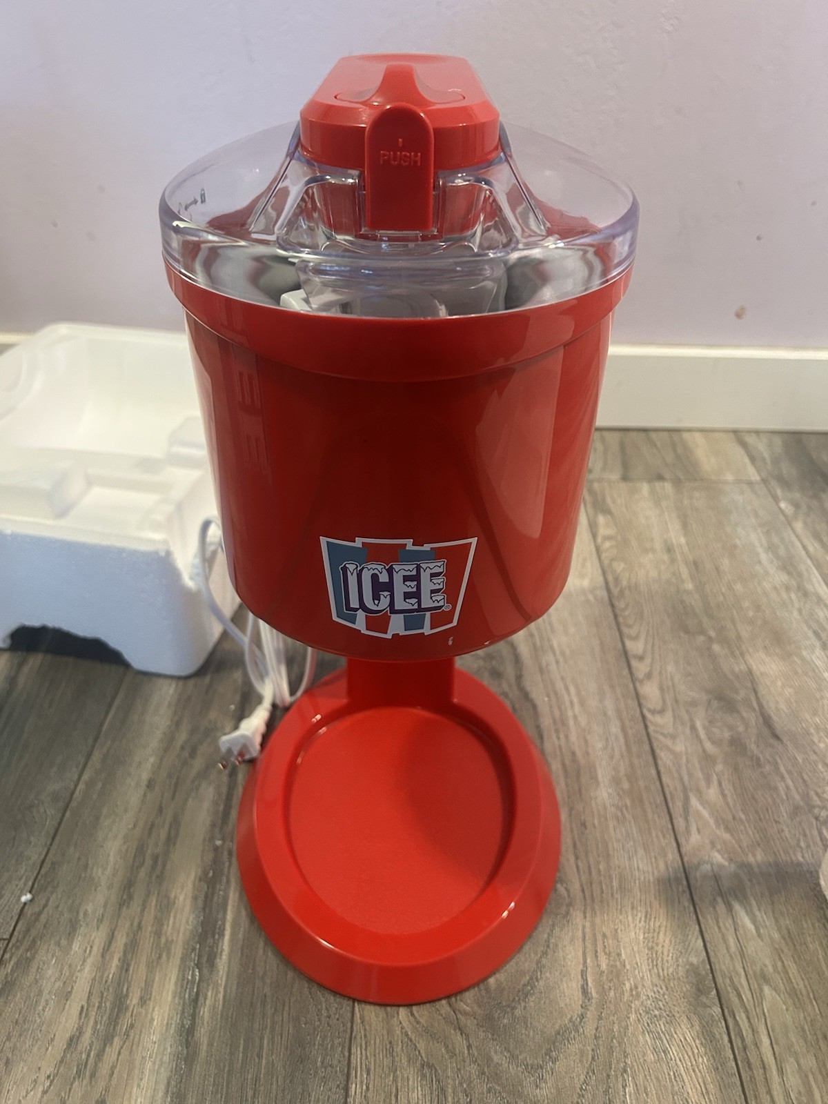ICEE Ice Cream Machine – Soft Serve Ice Cream Maker w/2 paper cups