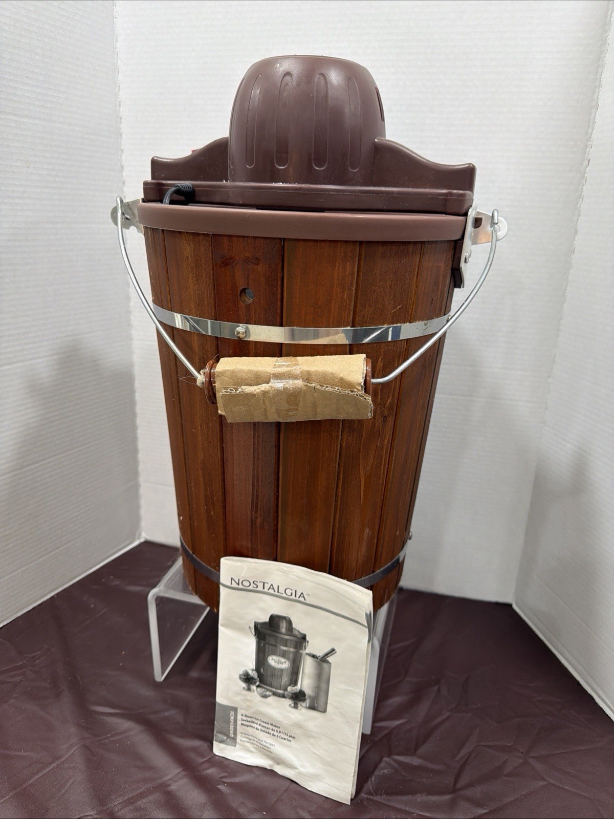 Nostalgia Ice Cream Maker 6 Qt Electric Vintage Wood Bucket Frozen Yogurt Gelato