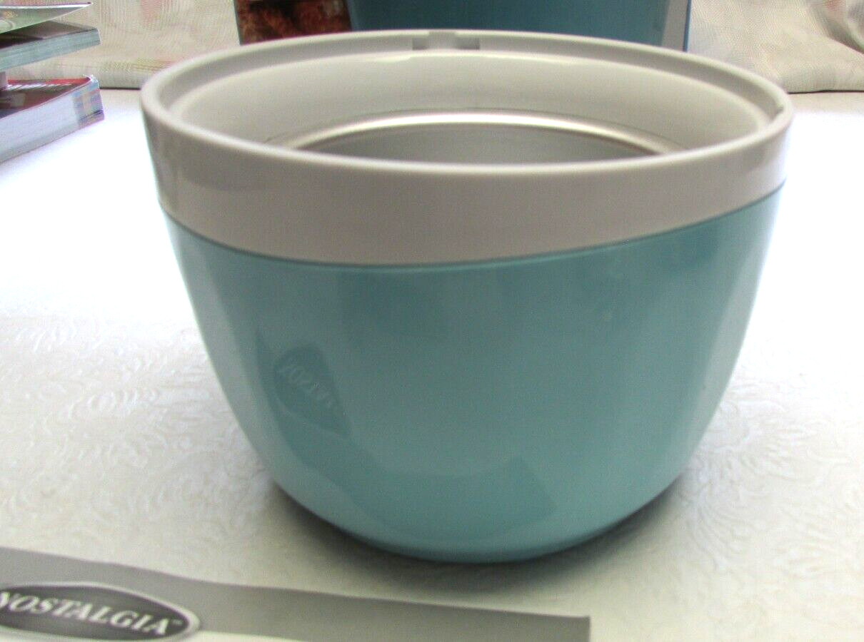 Nostalgia Blue 1-Pint Ice Cream Maker ICM500BLUE