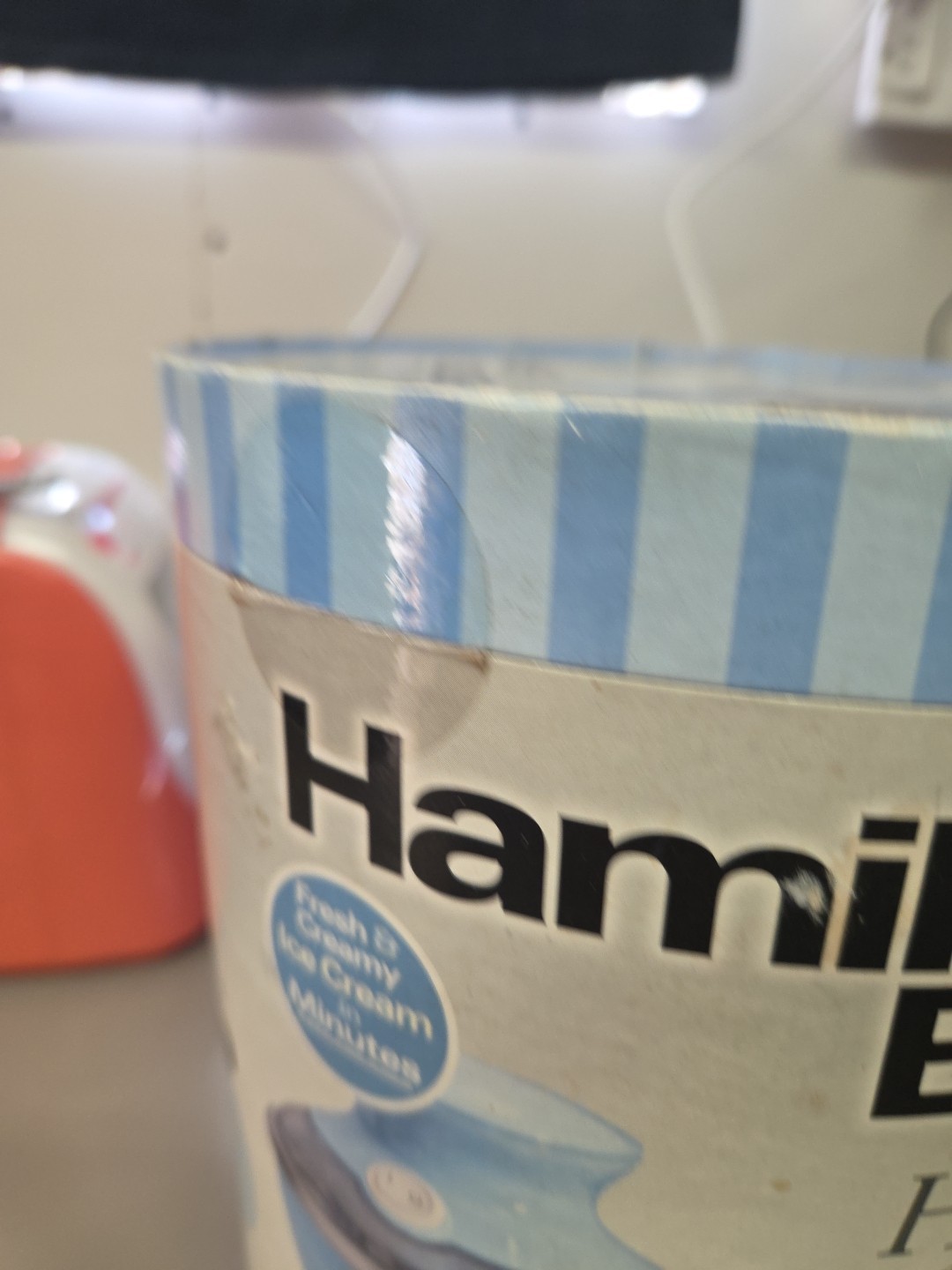 Hamilton Beach Half Pint Soft Serve Ice Cream Maker Type IC05 Model 68550E Seald