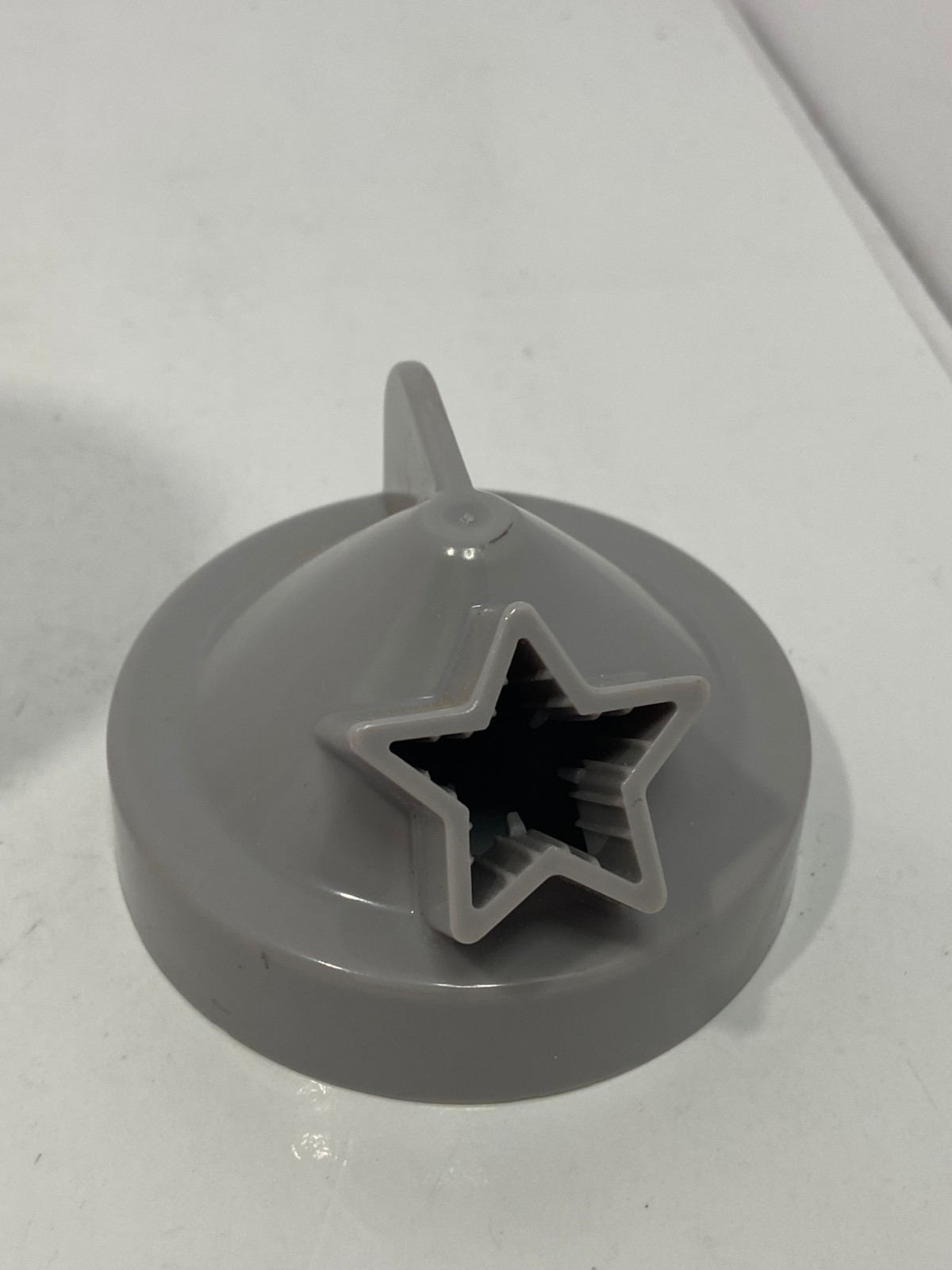🍉 Magic Bullet Dessert Bullet Model DB-0101 Replacement Part AUGER OR STAR CAP