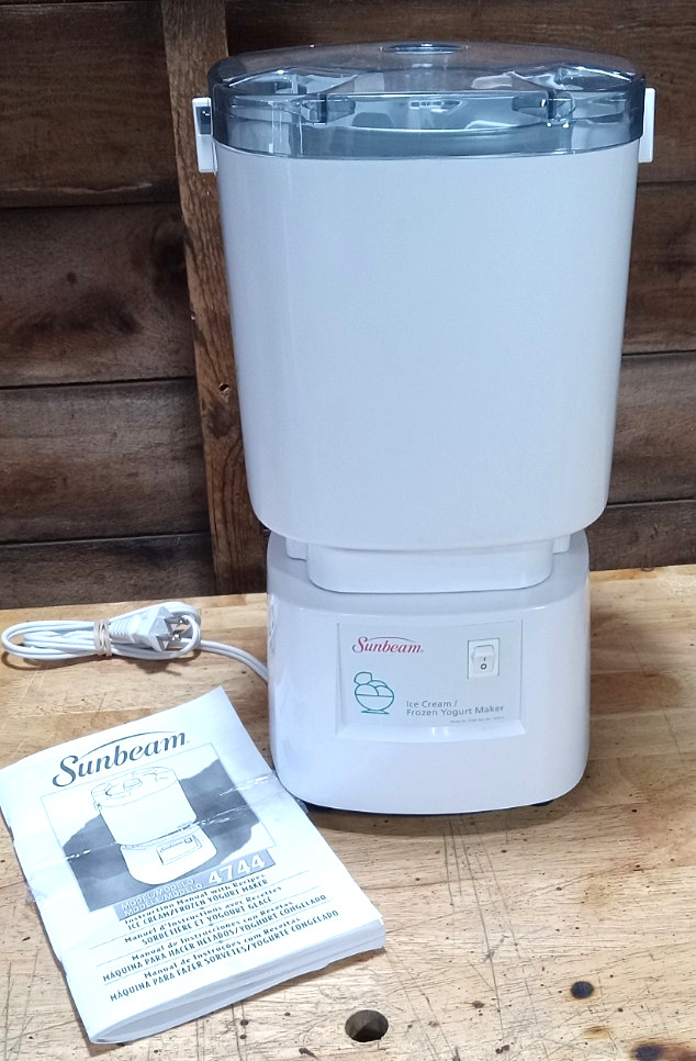 Sunbeam Electric Ice Cream & Frozen Yogurt Maker 4744