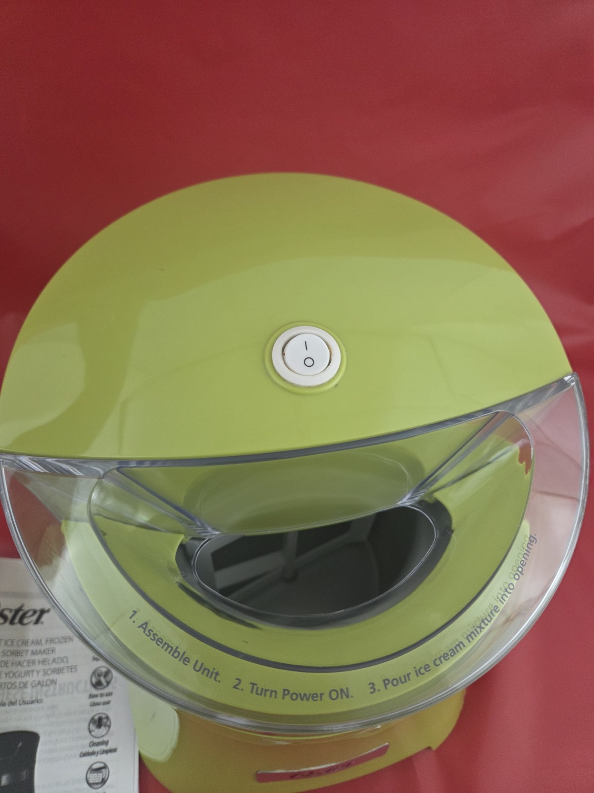 Oster Ice Cream Frozen Yogurt Sorbet Dessert Maker 1.5 Quarts Green