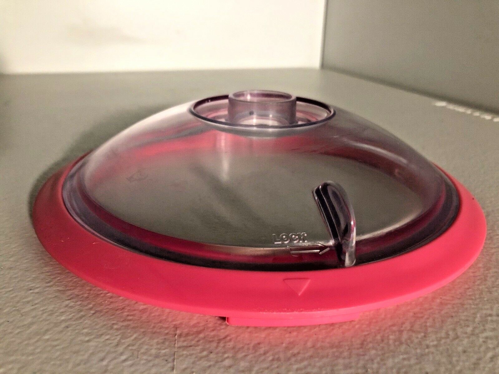 Donvier Premier Chillfast 1-Quart Ice Cream Maker Locking Lid Part Pink Seal