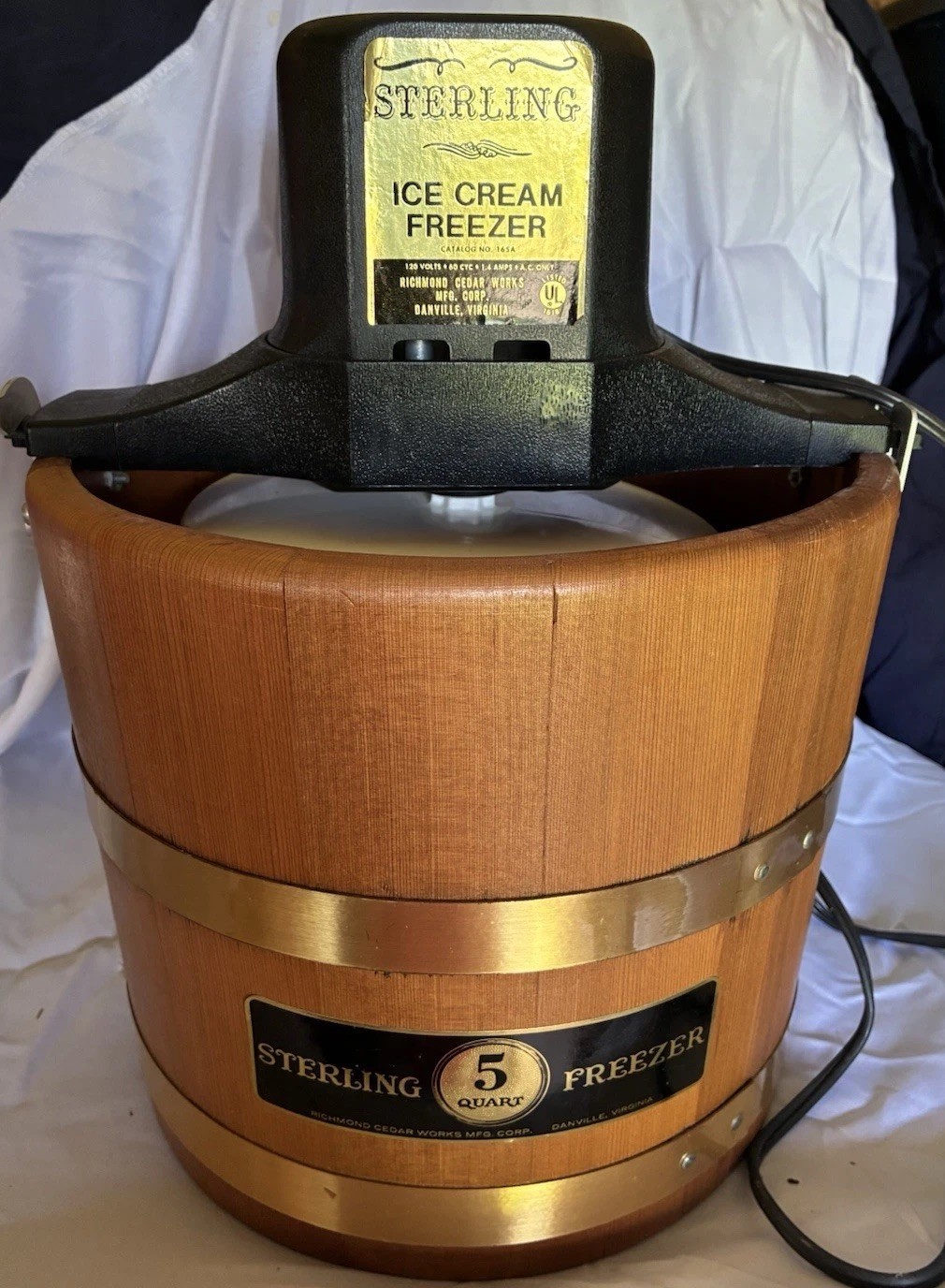 Vintage Sterling Ice Cream Freezer 5 Qt Wood Bucket RCW Model 165A