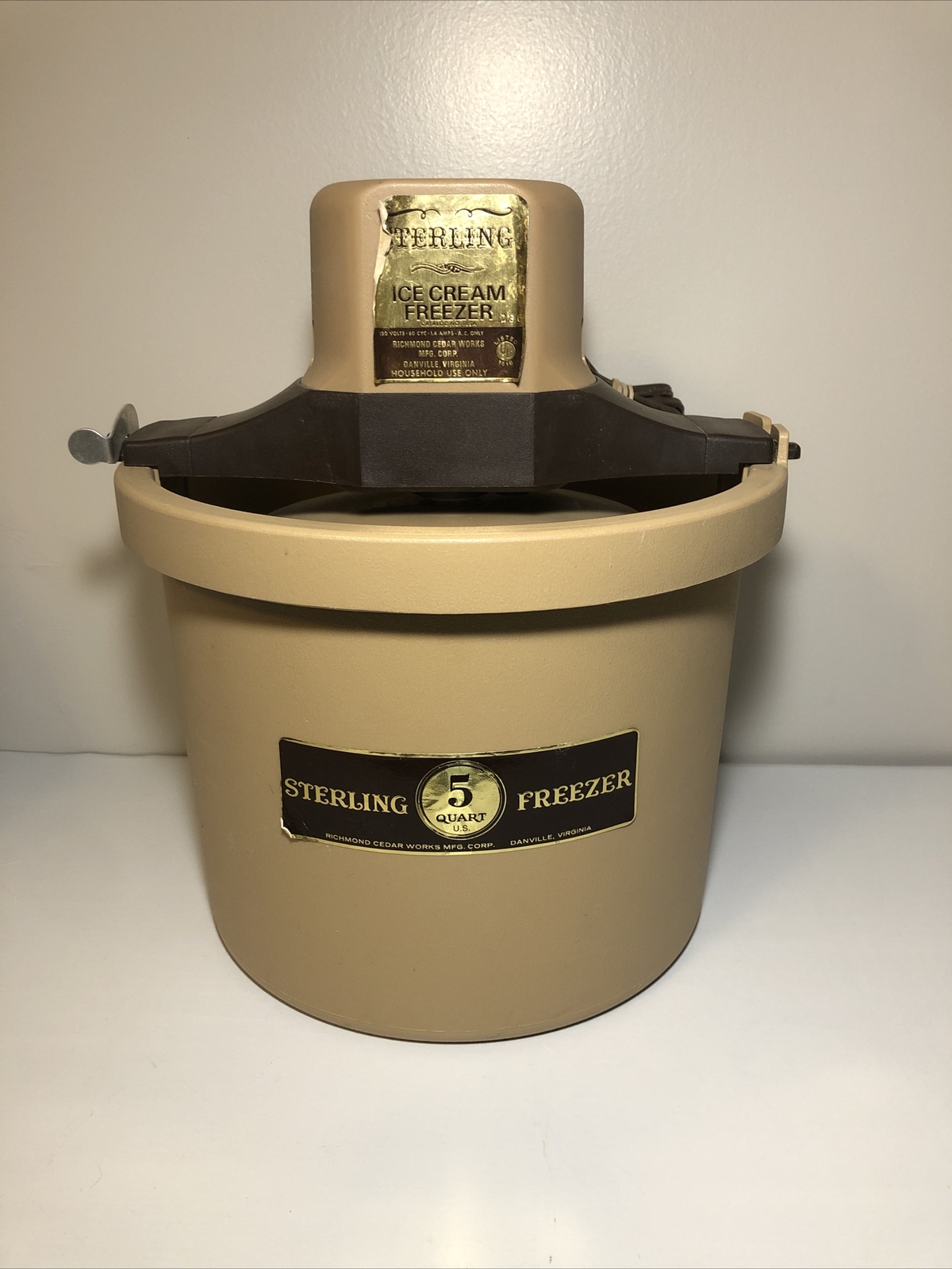 VTG Sterling 165A Richmond Cedar 5 Quart Electric 5 qt Ice Cream Maker Freezer