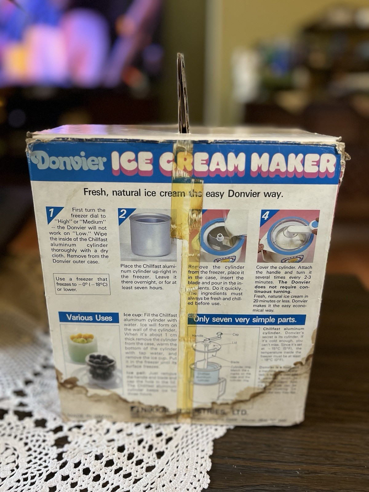 Donvier Vintage Chillfast Ice Cream Maker 1 Pint with Box