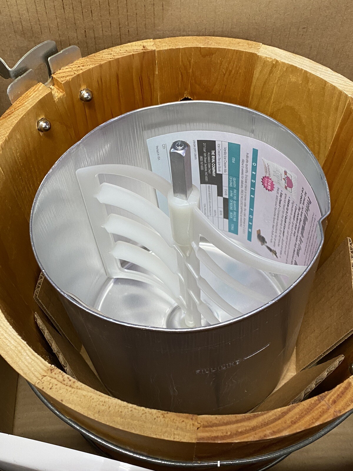 Rival Ice Cream Maker Select 8550 X 5 QT 40 Servings Machine Wood Bucket LG