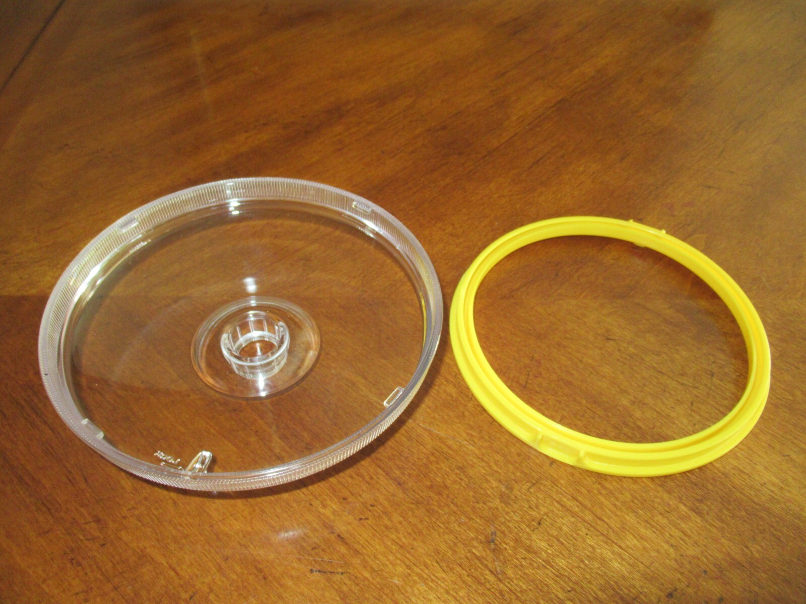 Donvier Chillfast 1 Pint Ice Cream Maker Japan Part Only: Lid w/ Yellow Seal Rim