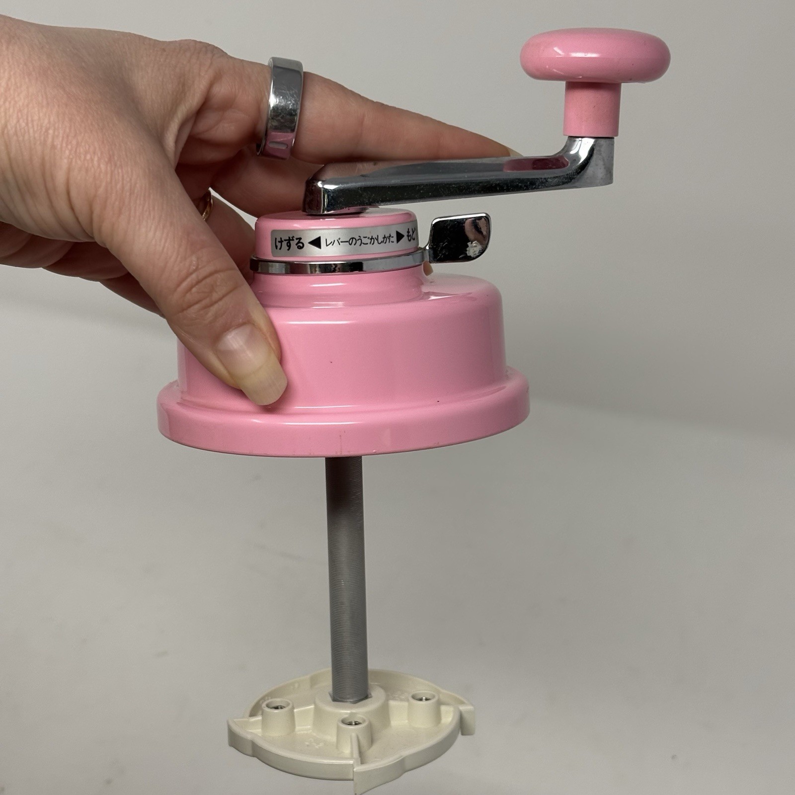 TIGER Corp. Manual Shaved Ice Machine Tom & Jerry Retro ABL-1000 – 1983 – Japan
