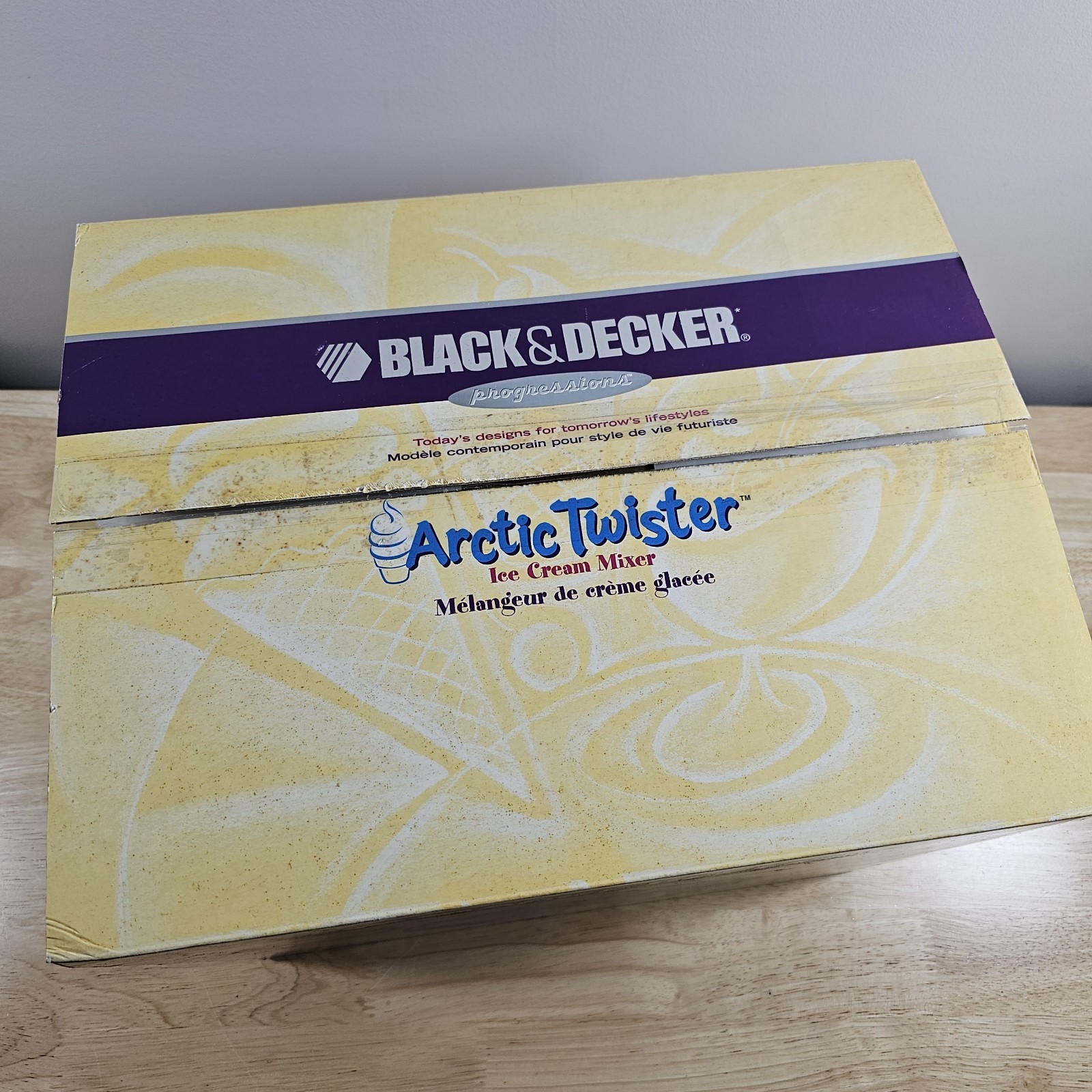 Black & Decker Professional Arctic Twister Ice Cream Mixer NIB NOS
