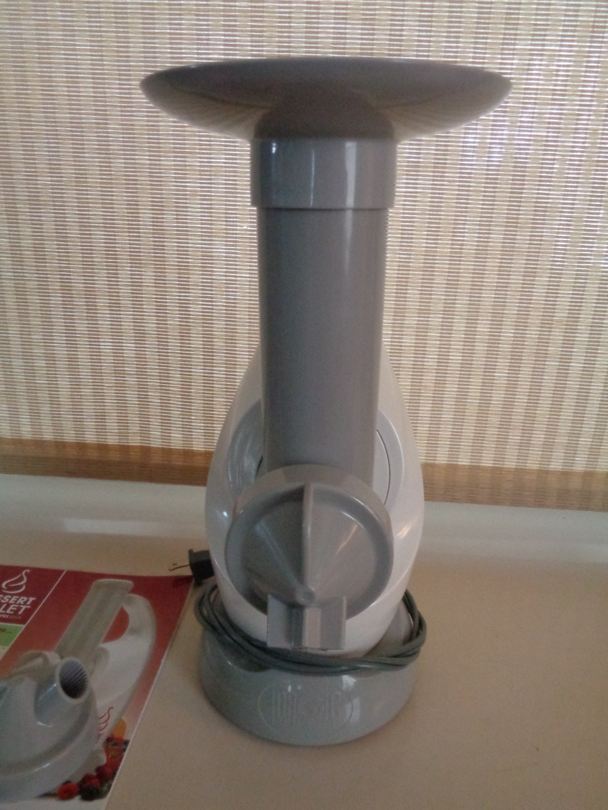 Magic Bullet DB-0101 Dessert Bullet Blender Frozen Dessert Maker.