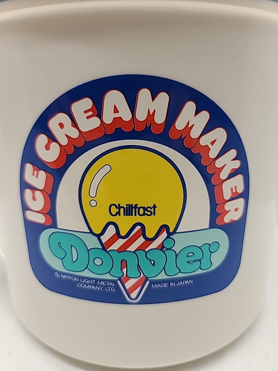 Vintage Donvier Ice Cream Maker No Electricity/Ice/Salt Needed 1 Quart Chillfast
