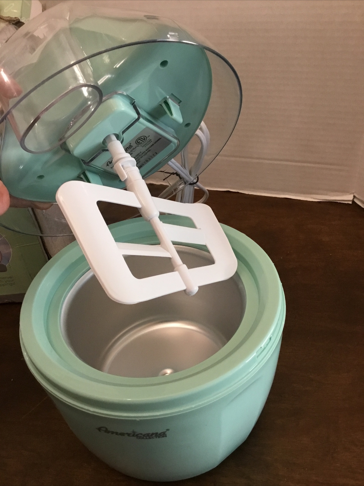 Americana EIM-1400M 1.5 Qt Ice Cream Freezer Bowl Automatic Homemade Electric