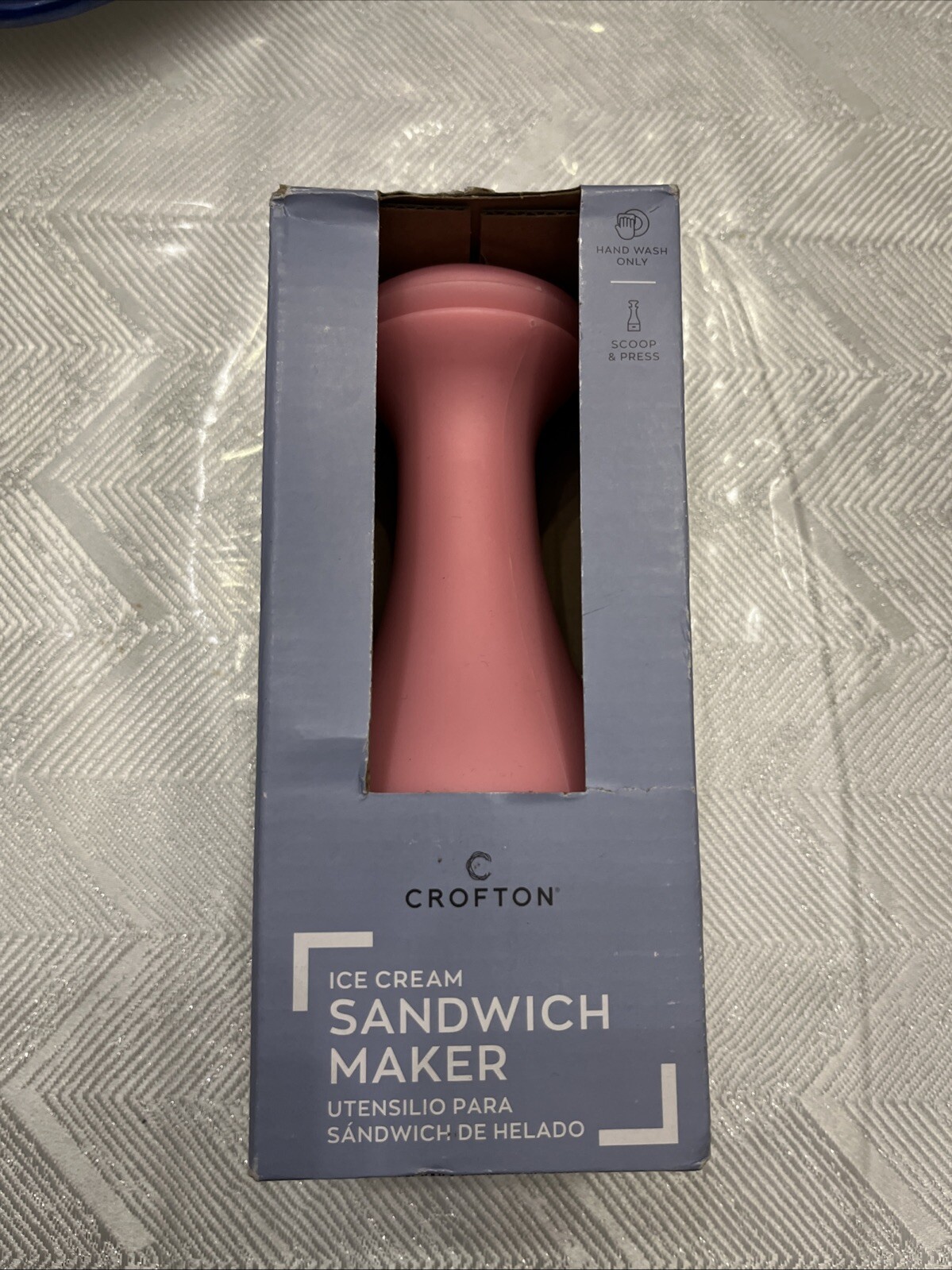 Crofton Ice Cream Sandwich Maker – Pink
