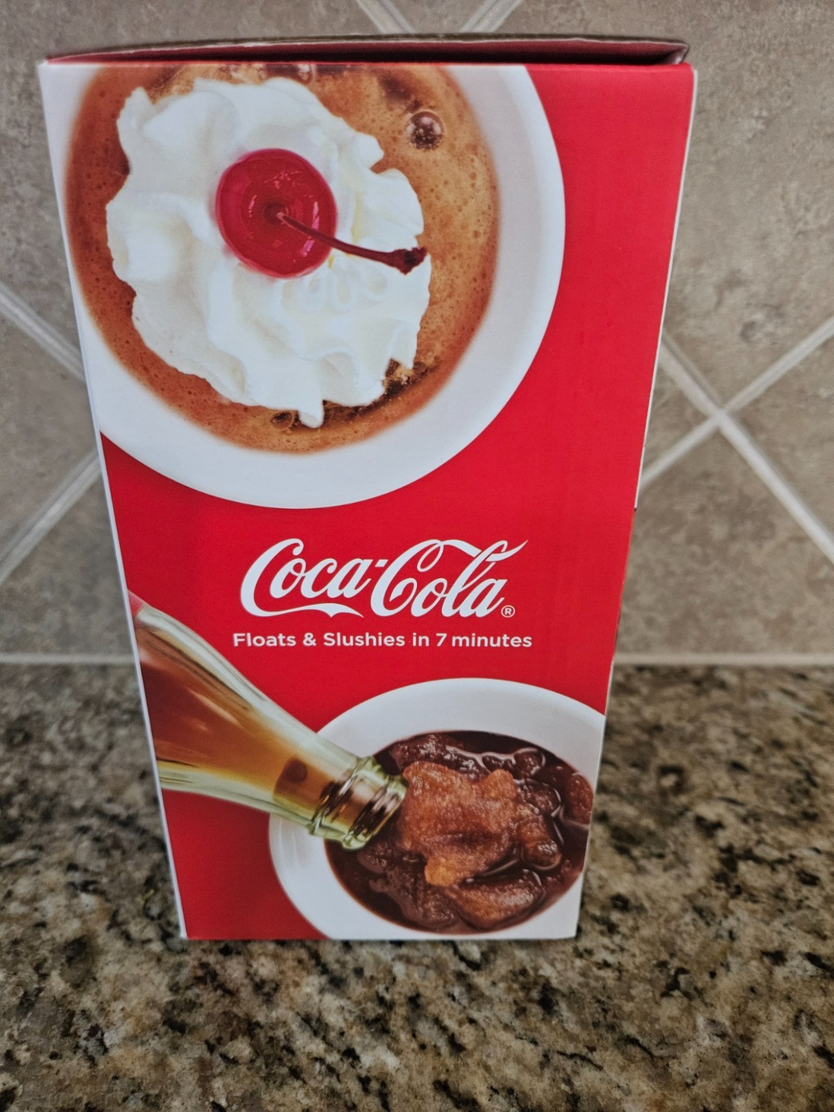 Coca-Cola Float & Slushy Maker Retro Make and large package of vintage napkins