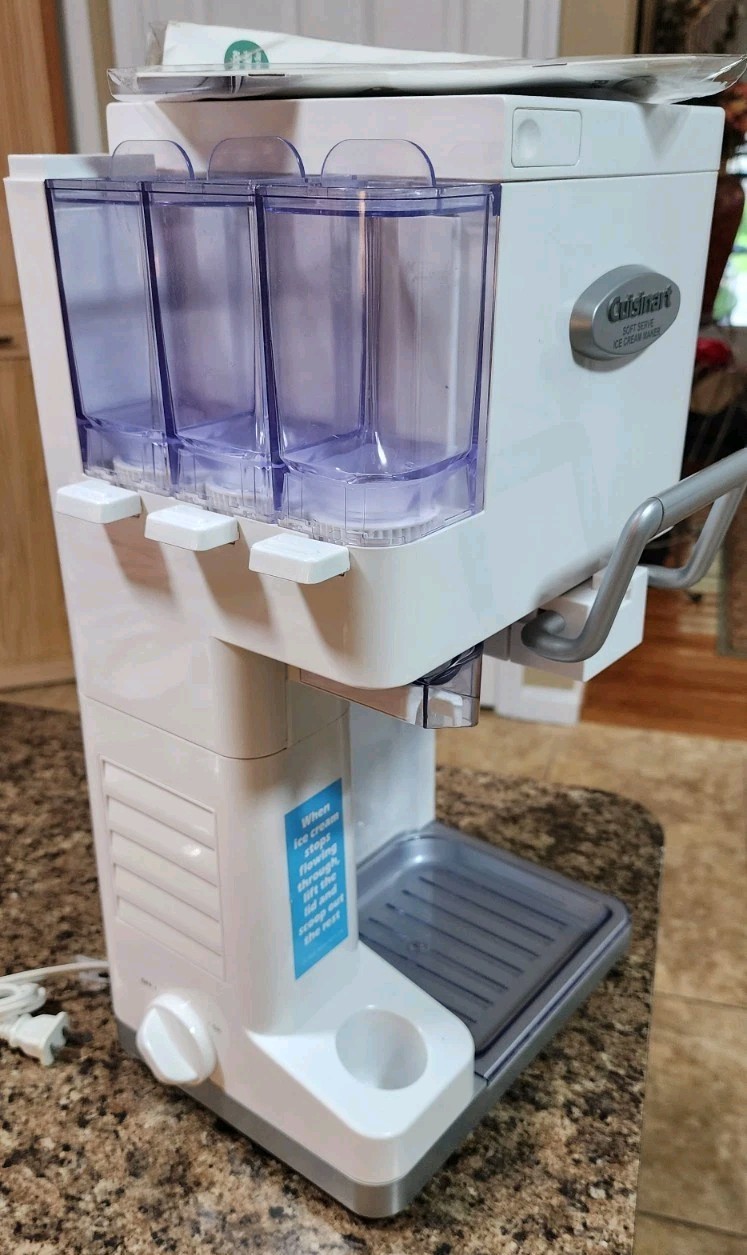 Cuisinart ICE-45 Mix It In Soft Serve Ice Cream Maker White TESTED See photos
