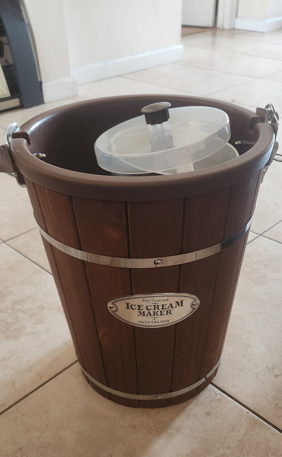 Nostalgia WICM6S 6 Qt. Wood Slatted Bucket Ice Cream Maker – Power Tested