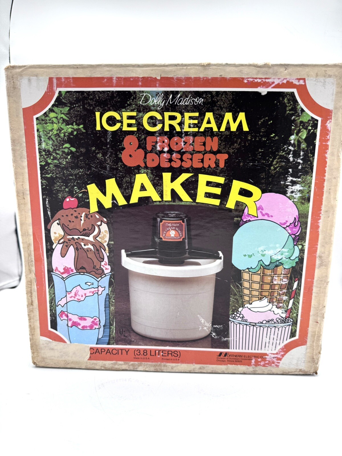Vintage DOLLY MADISON Ice Cream Maker 120v Power Freezer 4 Quart W/box