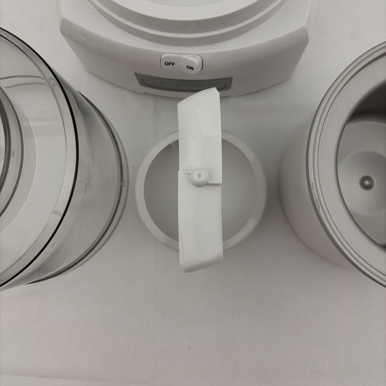 Cuisinart Frozen Yogert Ice Cream Maker Model #ICE21 in White Tested