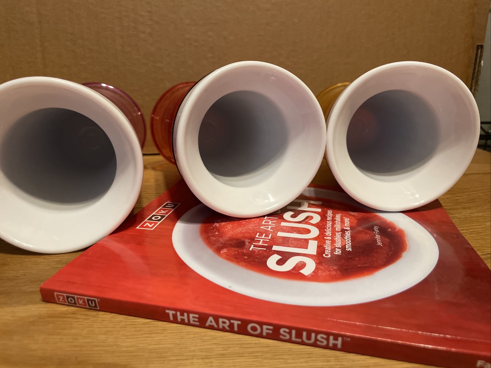 LOT (3) ZOKU Slush and Shake Make & Serve Cups w/ The Art of Slush Book