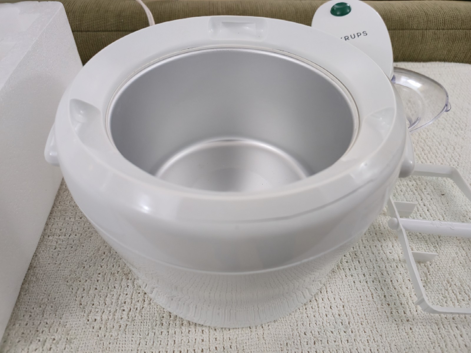 Krups La Glaciere Ice Cream Sorbet Maker Model 358 White Tested Works Video!