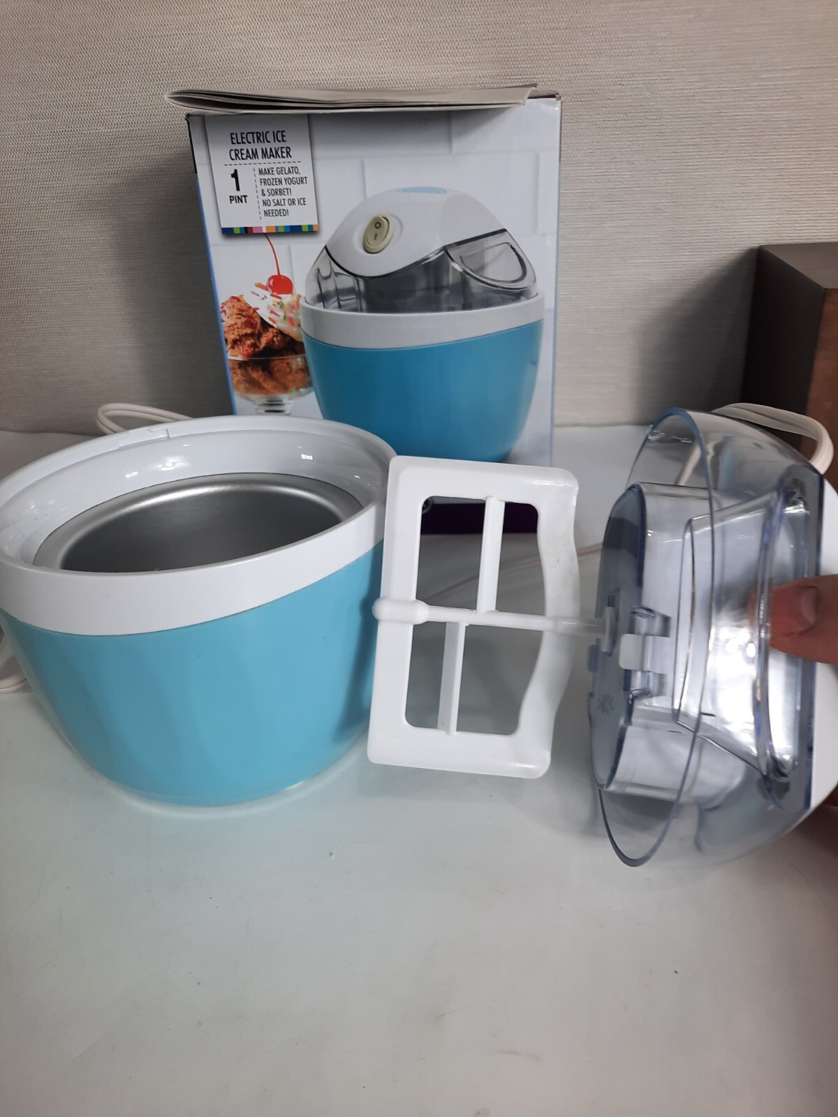 Nostalgia ICM500BLUE 1 Pint Electric Ice Cream Frozen Yogurt Gelato Maker Blue