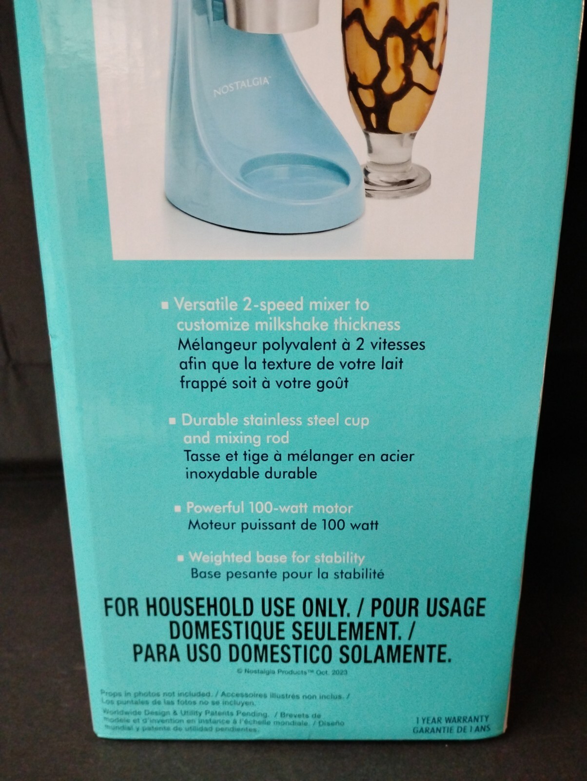 NIB Nostalgia Retro Electronic 2 Speed Milkshake Maker W/Stainless Steel Cup