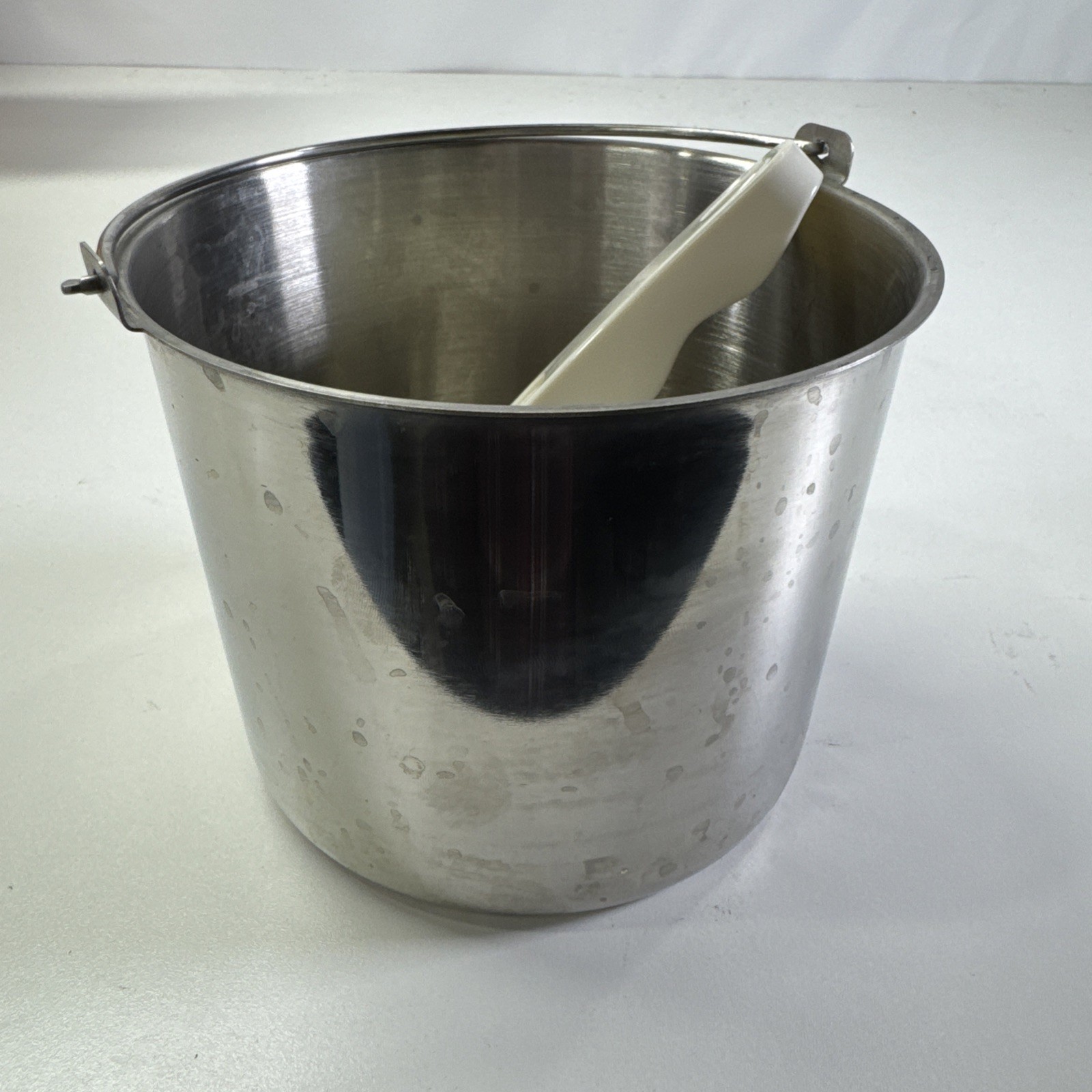 Whynter Stainless Steel Mixing Bowl And Scoop ICM-200LS, ICM-220SSY, ICM-220CGY