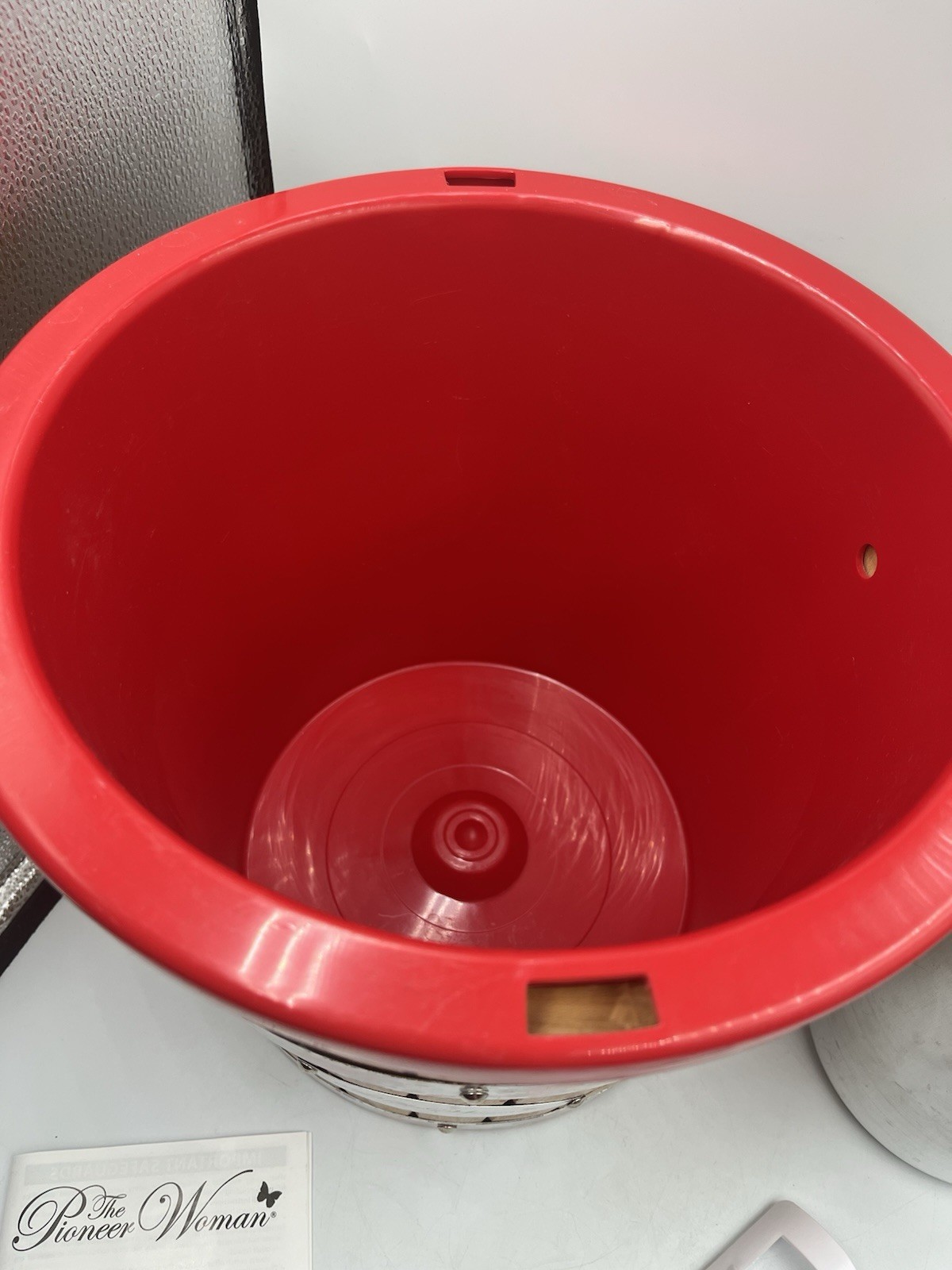 The Pioneer Woman electric Ice Cream Maker, Sweet Rose.PARTS ONLY , NOT COMPLETE