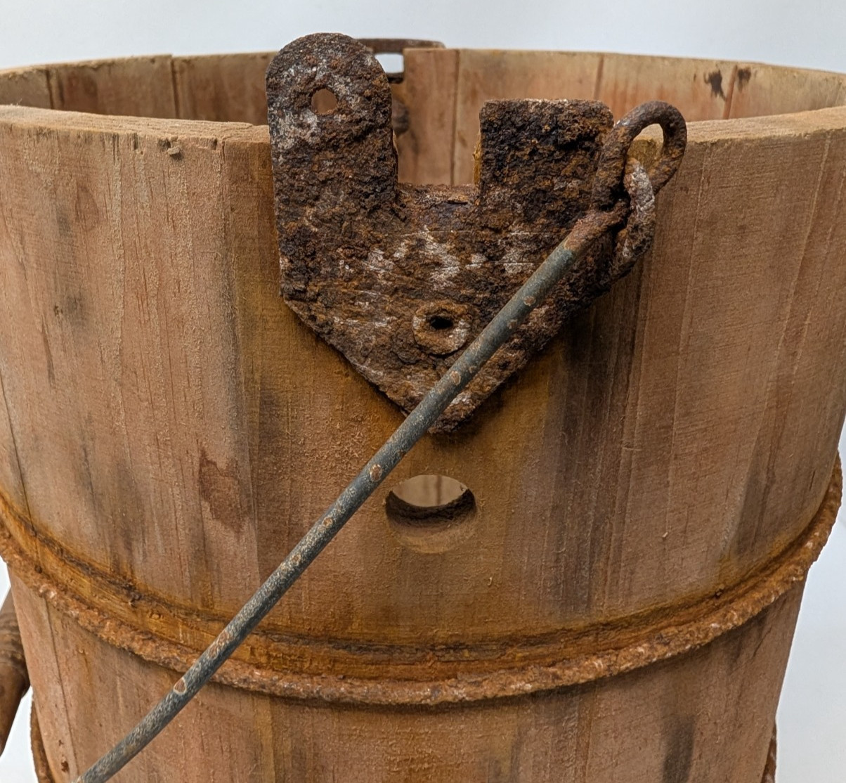 WHITE MOUNTAIN 6 QT ICE CREAM FREEZER BUCKET ONLY NO LATCH READ DESCRIPTION