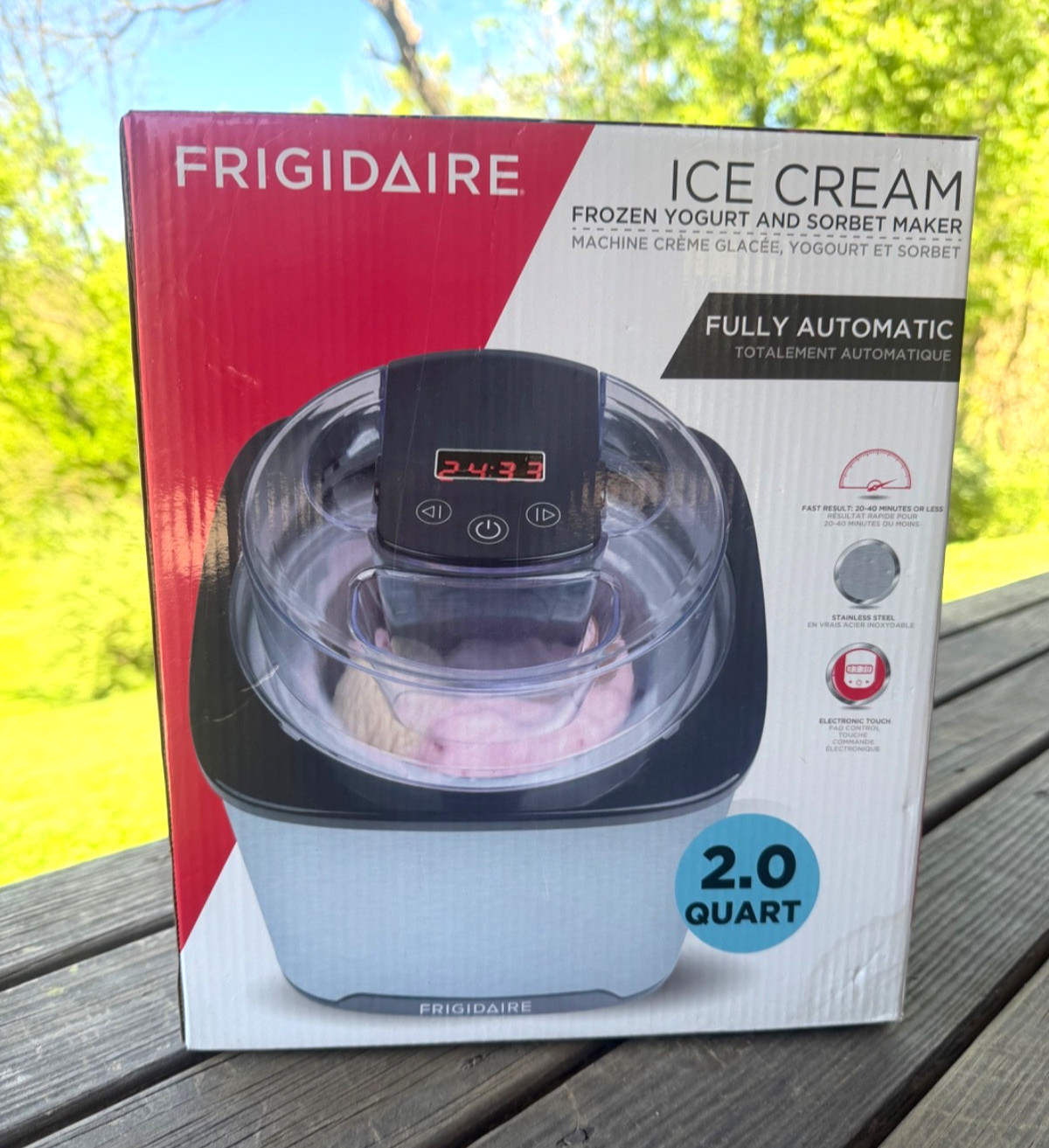 Frigidaire EICMR020-SS 2 Qt Automatic Ice Cream Maker Frozen Yogurt Sorbet New