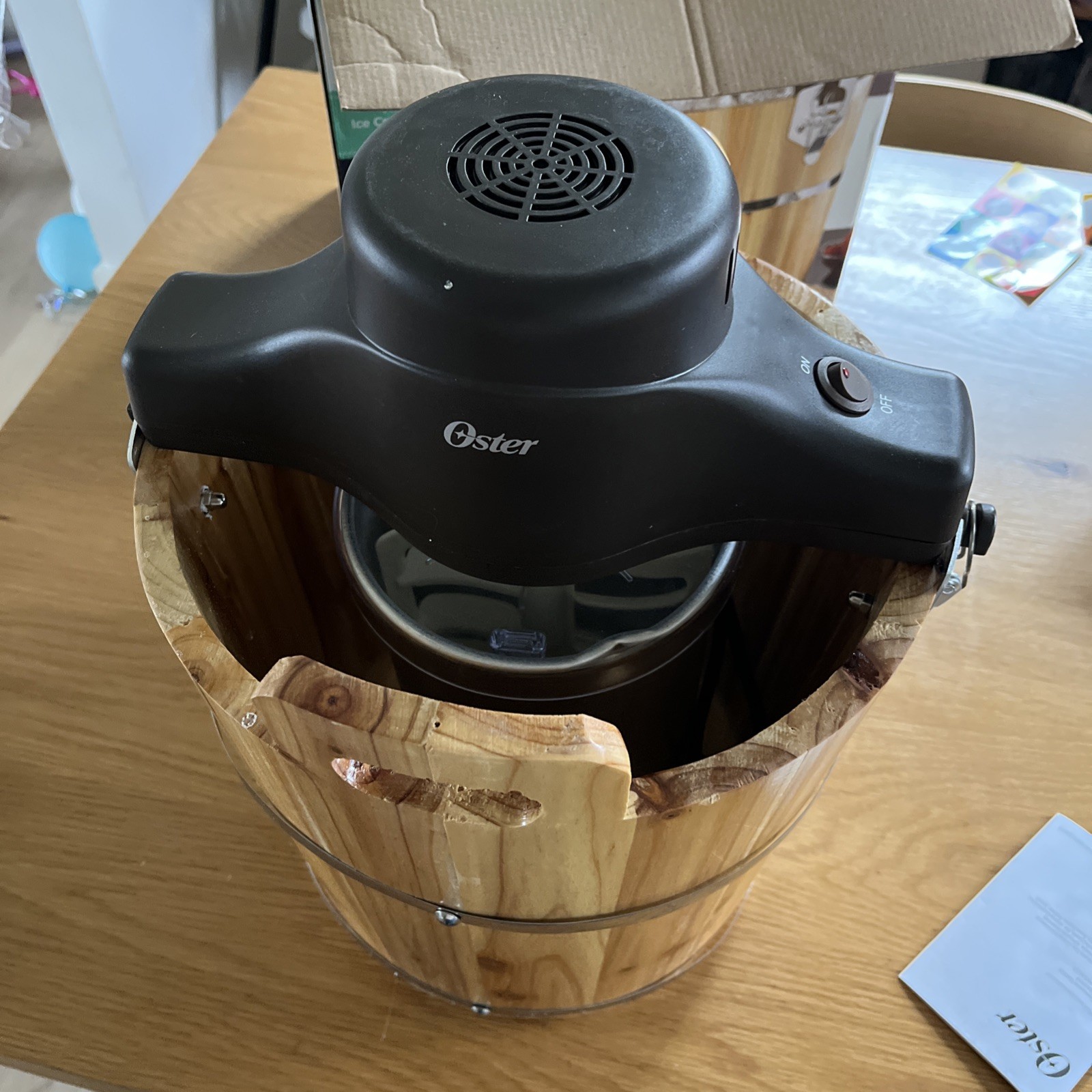 Oster Ice Cream Shop 4-Qt Wooden Bucket Ice Cream Maker Machine