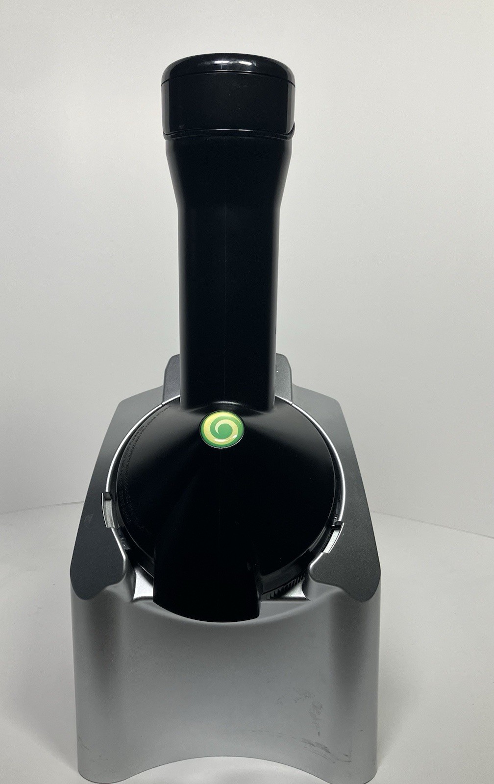 Yonanas 901 Classic Frozen Fruit Soft Serve Dessert Maker Black Silver Tested