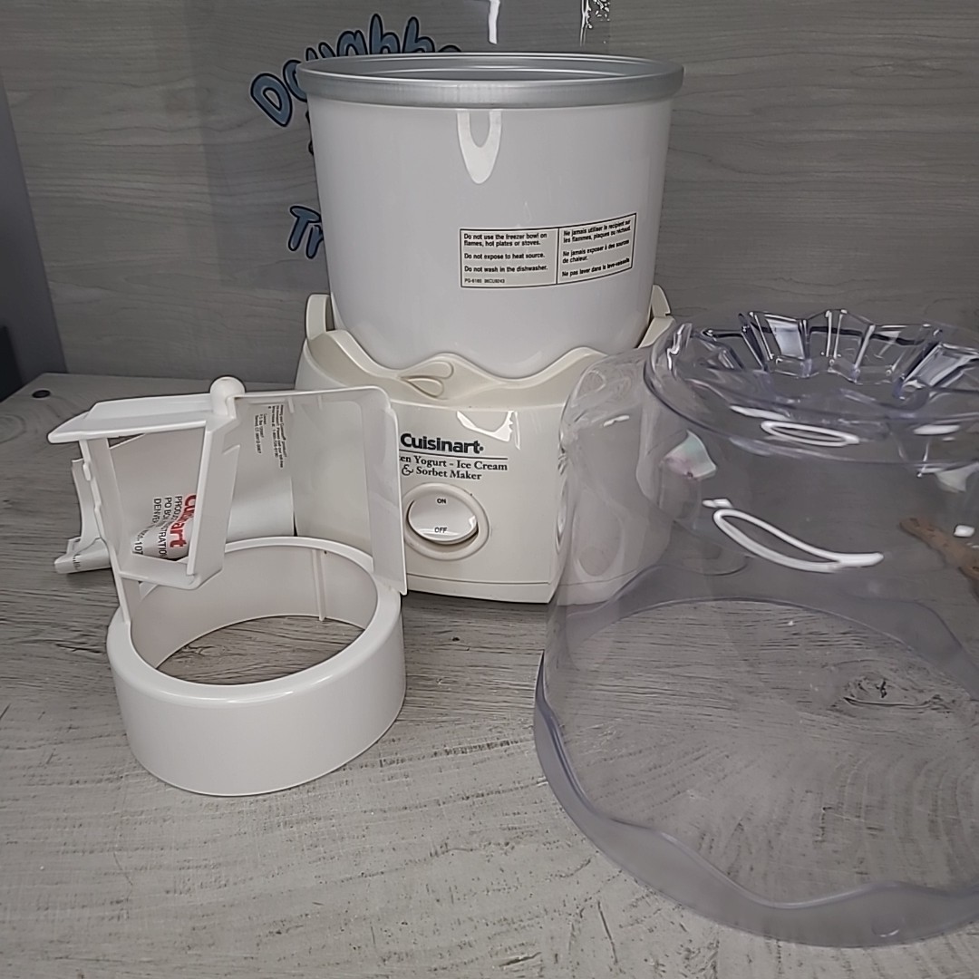 Cuisinart 1.5 Quart Automatic Ice Cream Frozen Yogurt Sorbet Maker Used No Box