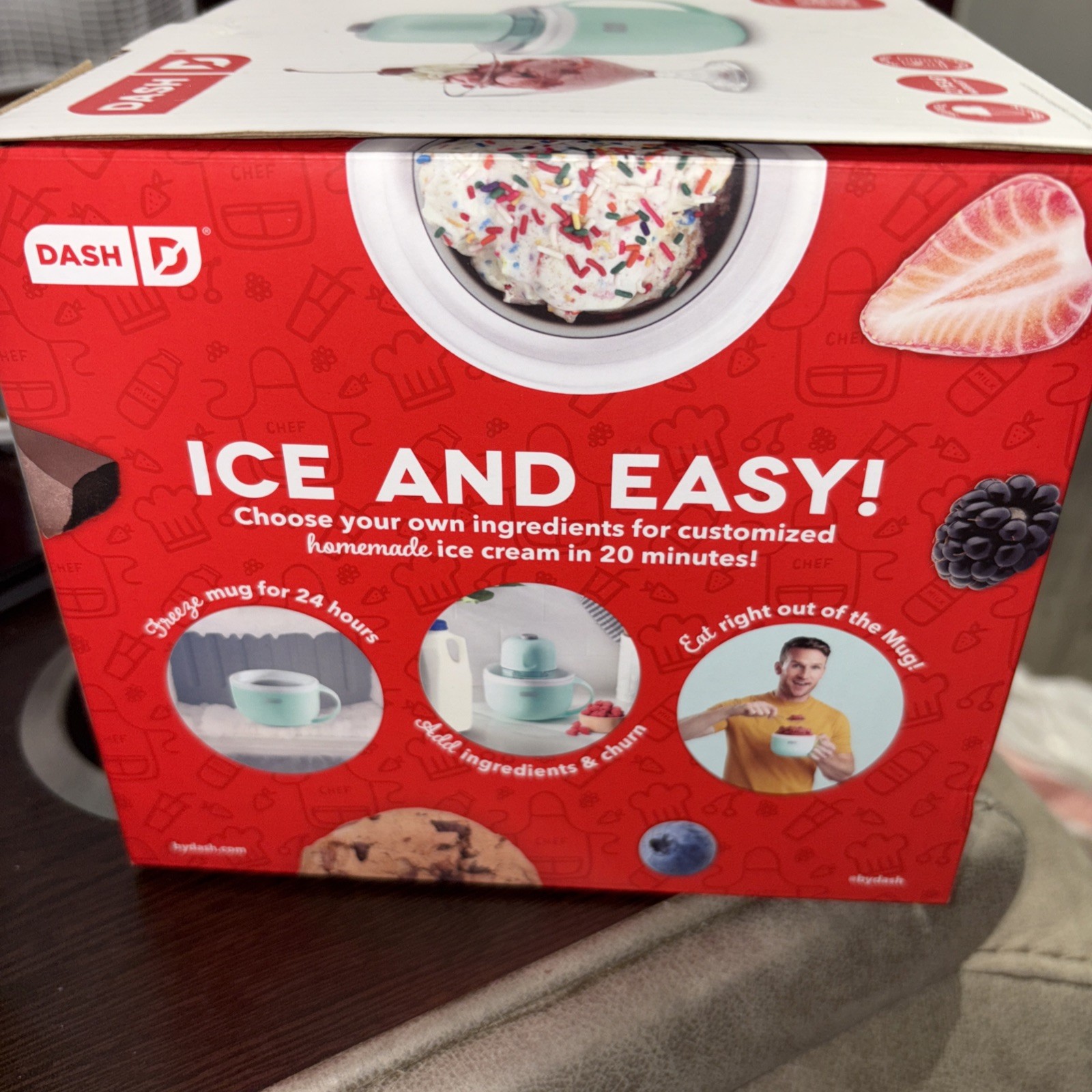 DASH My Mug Ice Cream Maker in Teal Used Once Ice & Easy Perfect Portions 1 Pint