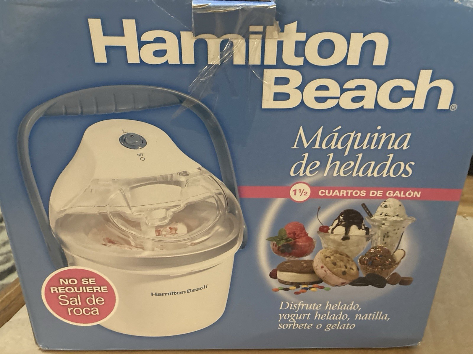 Hamilton Beach Ice cream Maker 1 1/2 Quart. 68220 New open Box W/ Recipe Book