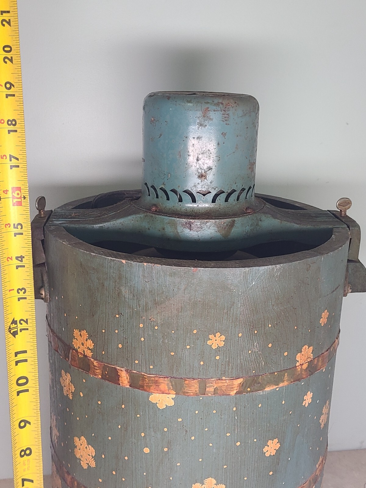 RARE Richmond Cedar Works Snow Queen Wood Bucket Electric Ice Cream Freezer