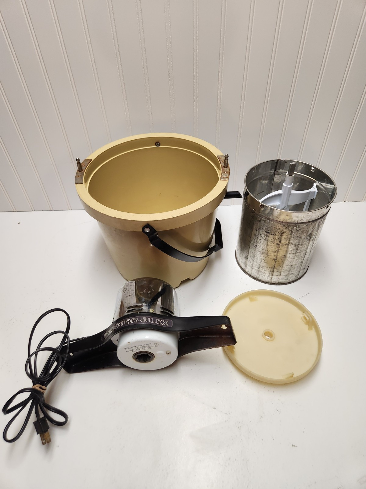 VTG Proctor Silex 4-Quart Electric Ice Cream Maker Churn USA Model F004HB Tested