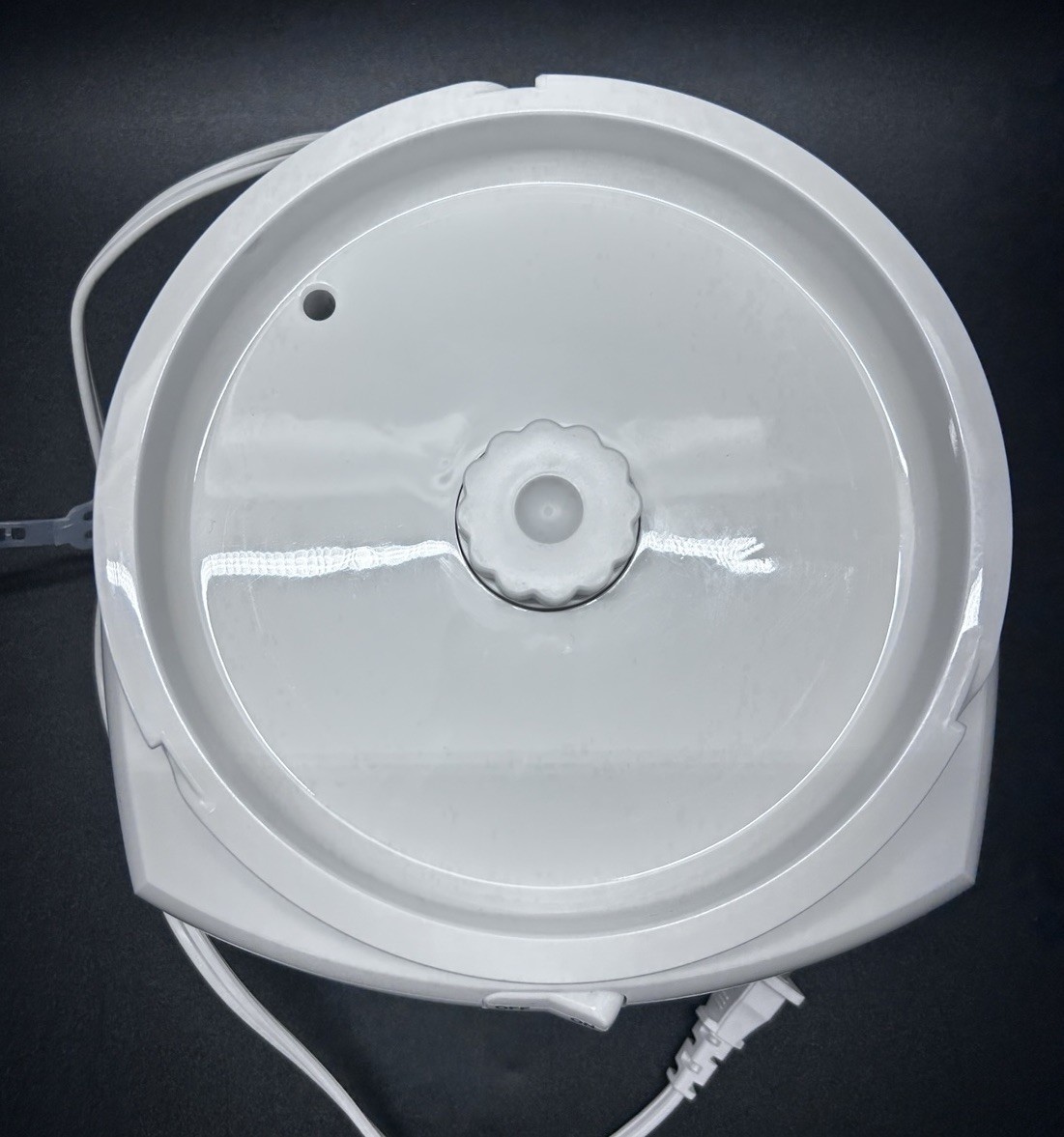 Cuisinart Ice Cream ICE-21 Frozen Yogurt Maker MOTOR BASE White – Works Great