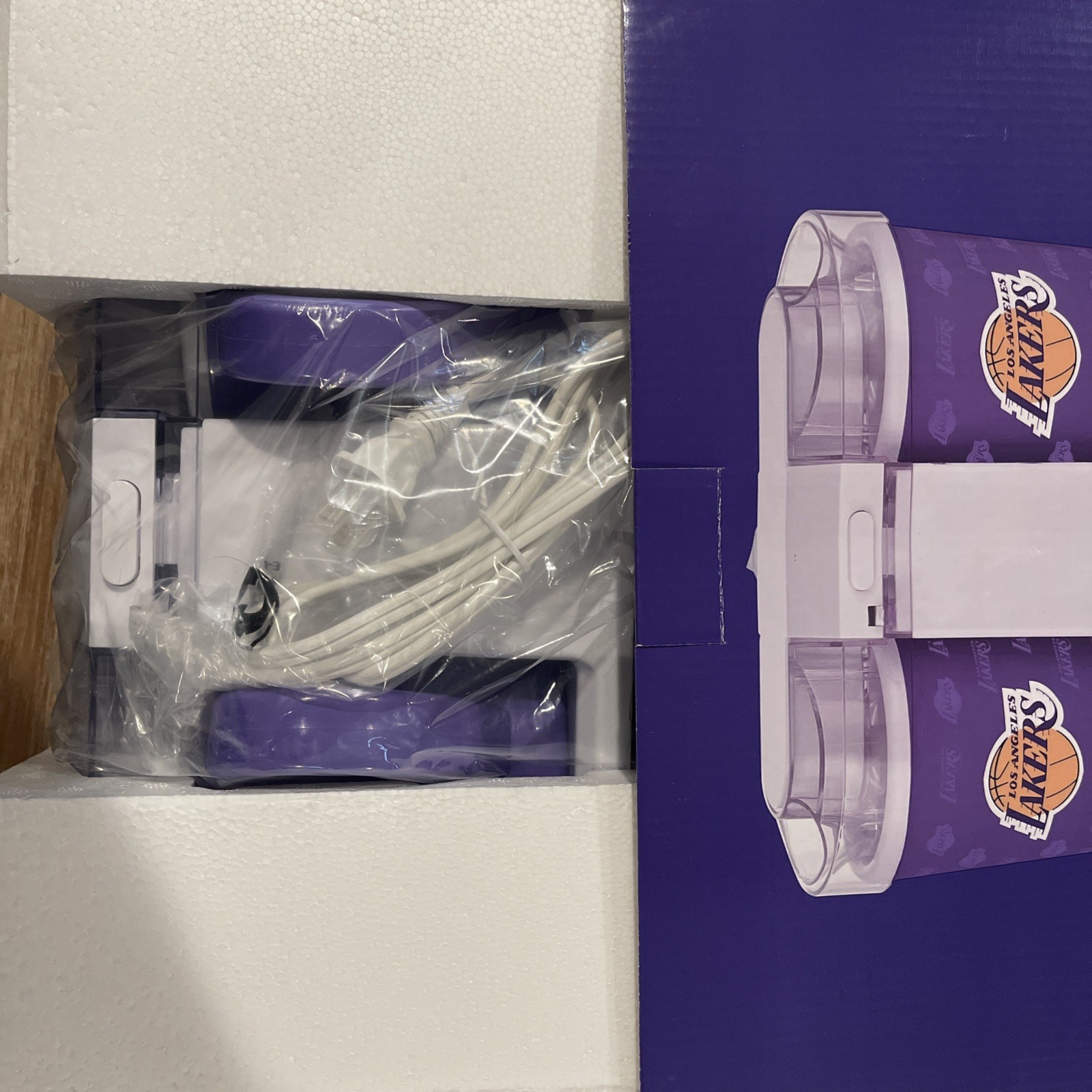 Lakers 2 Pint Ice Cream Maker Model #DBL500B Brand New