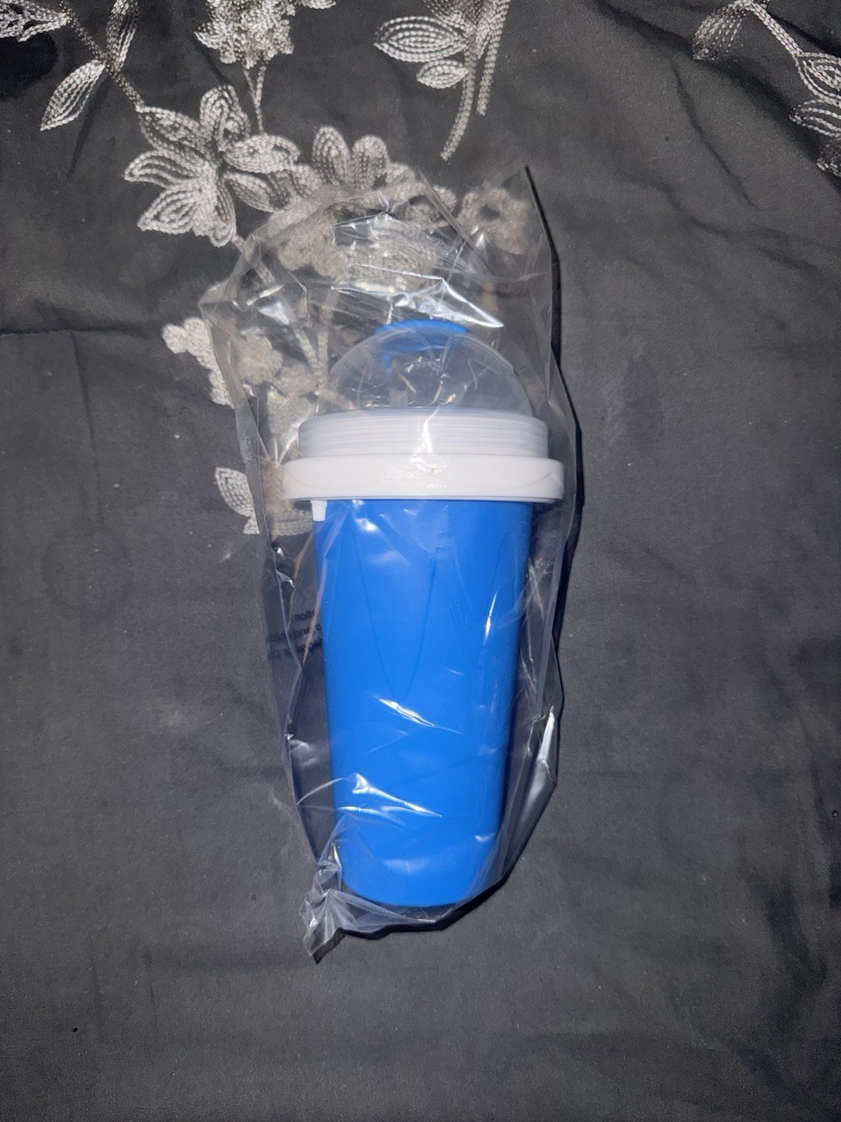 Frozen-Magic: “BLUE” Slushy Maker Cups.