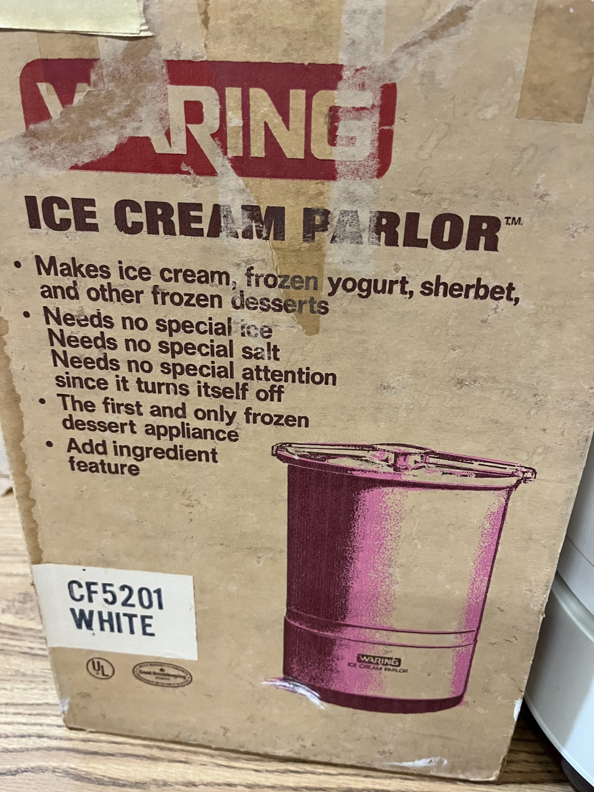 WARING ICE CREAM PARLOR CF520-1 WHITE VINTAGE TESTED WORKS IN BOX VTG. Grandma
