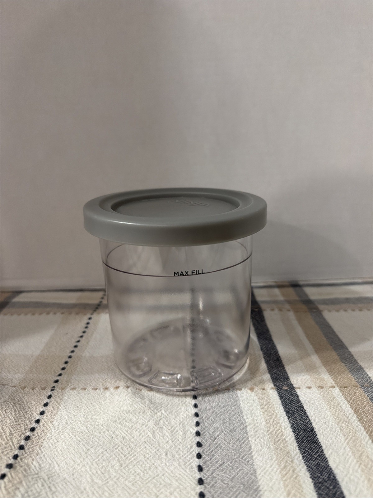 Ninja Creami Pint Ice Cream Container w/ Lid Replacement Cup NC301