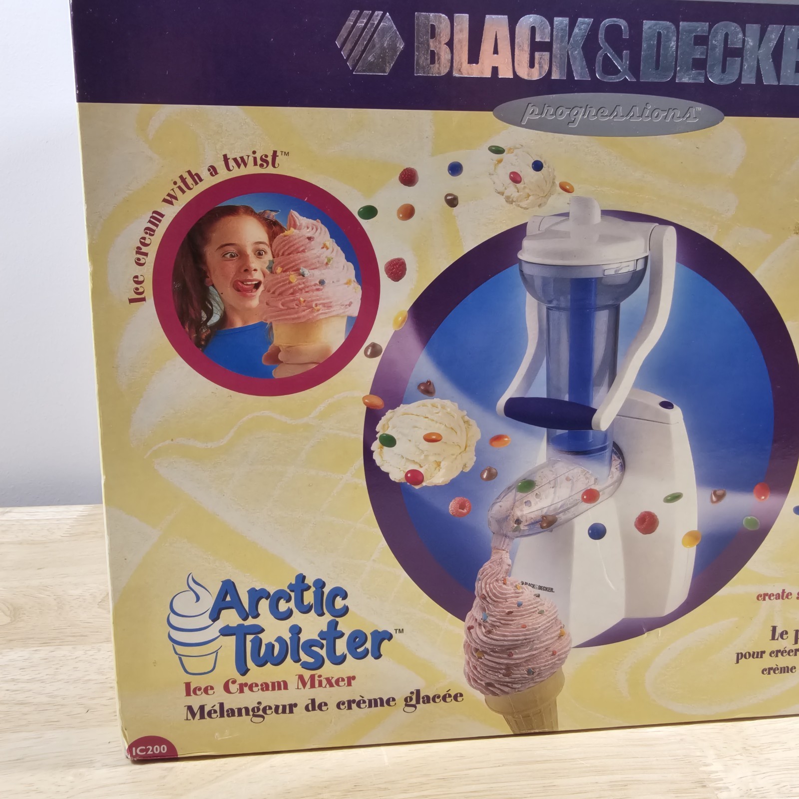 Black & Decker Professional Arctic Twister Ice Cream Mixer NIB NOS