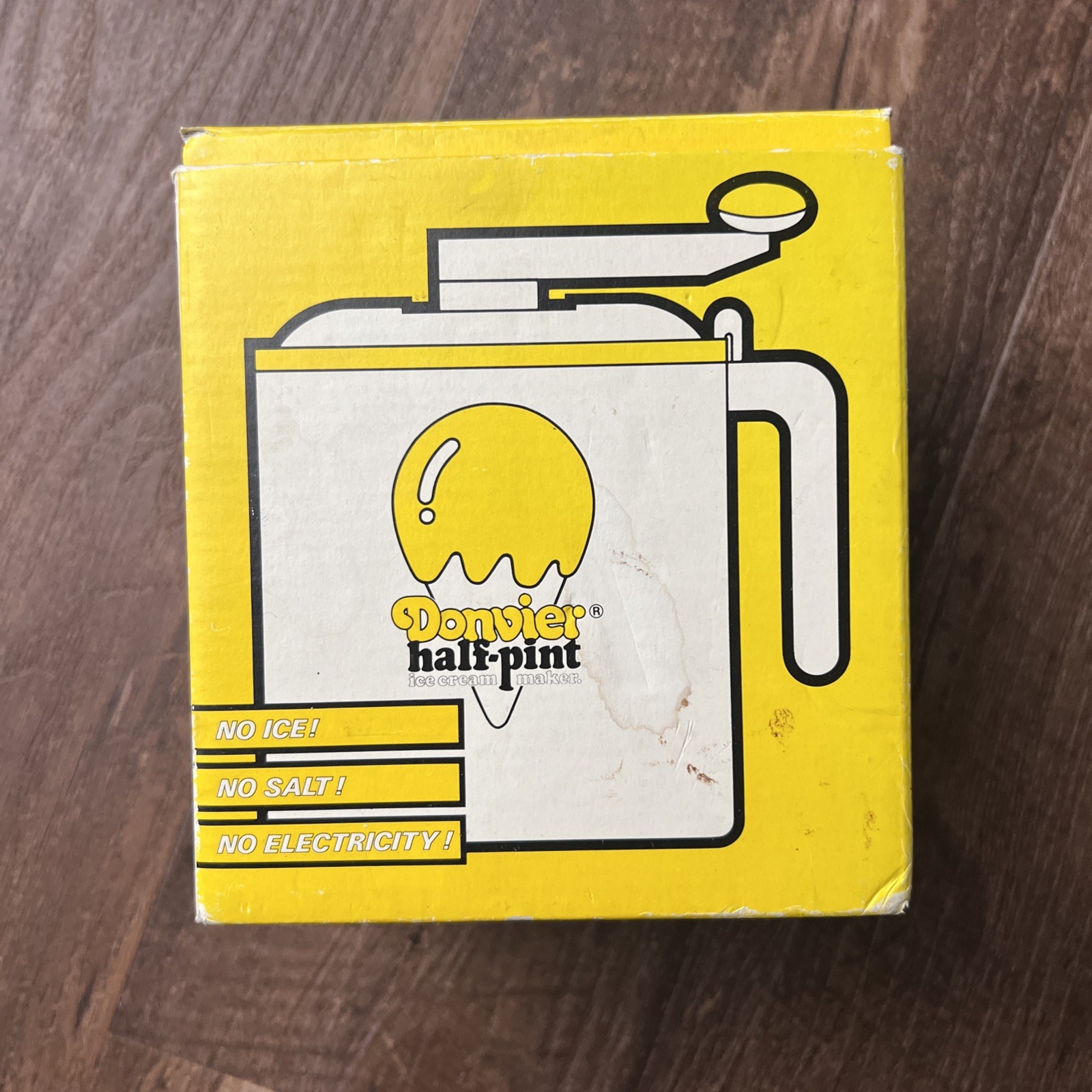 Vintage 80s Donvier Half-Pint Manual Hand Crank Ice Cream Maker Original Box