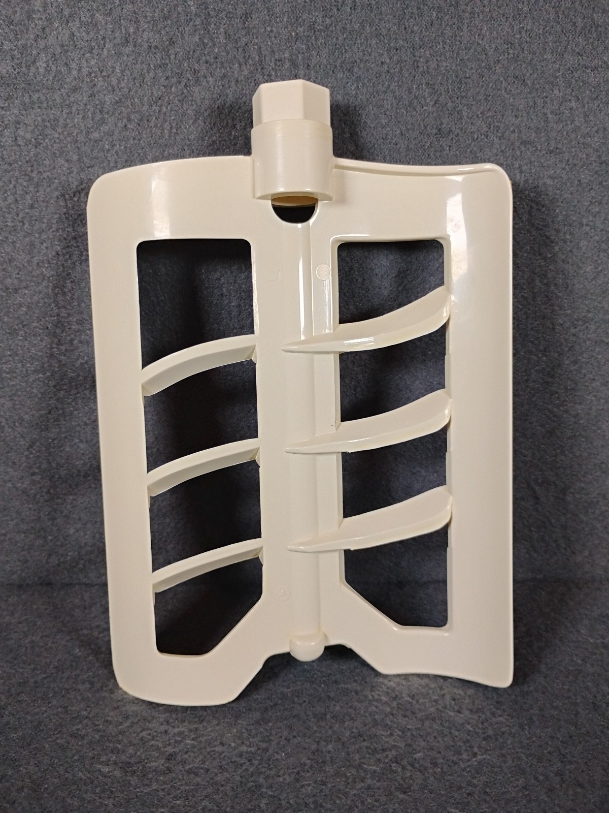 Waring Parlor Ice Cream Maker Plastic Paddle Dasher CF520-1 Replacement Part
